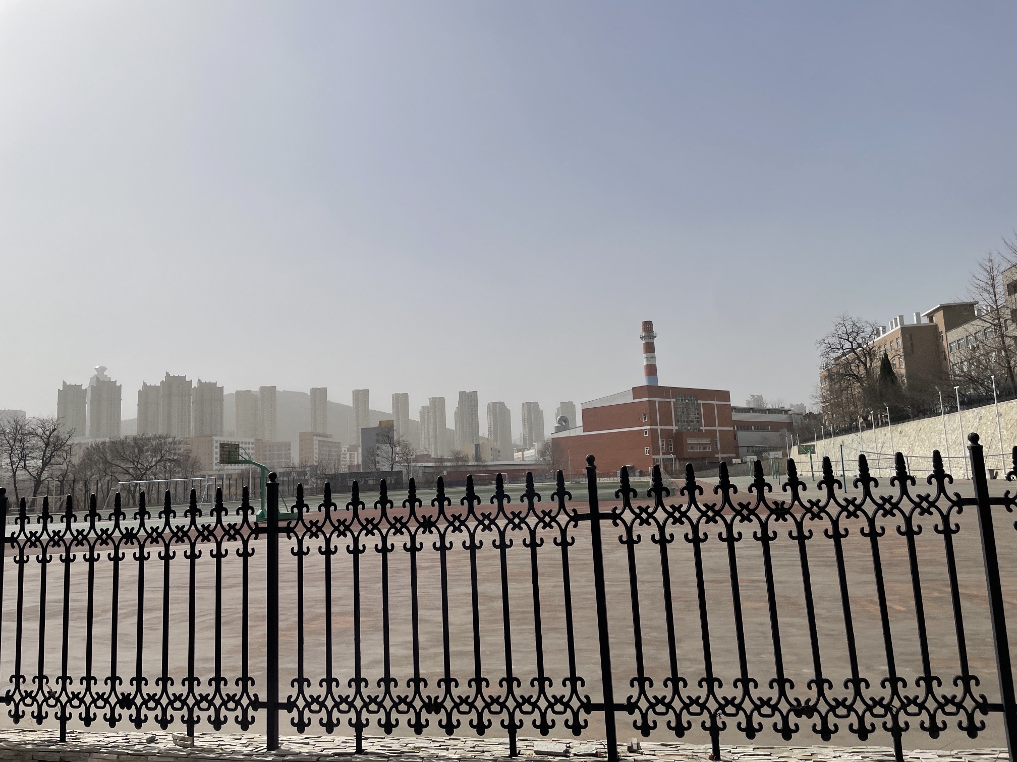 大连海事大学东山体育场