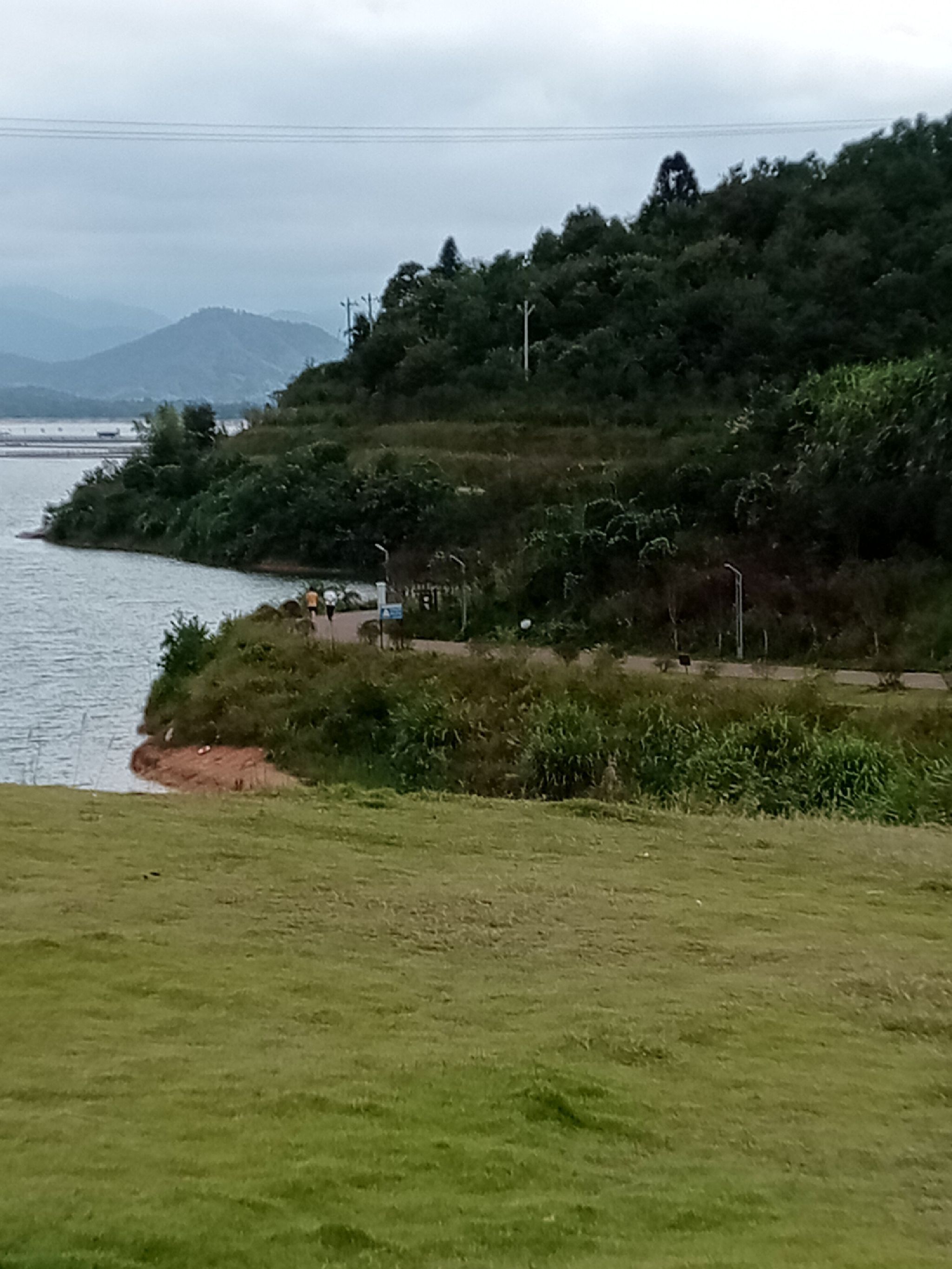 翠屏湖环湖慢道旅行图片 1