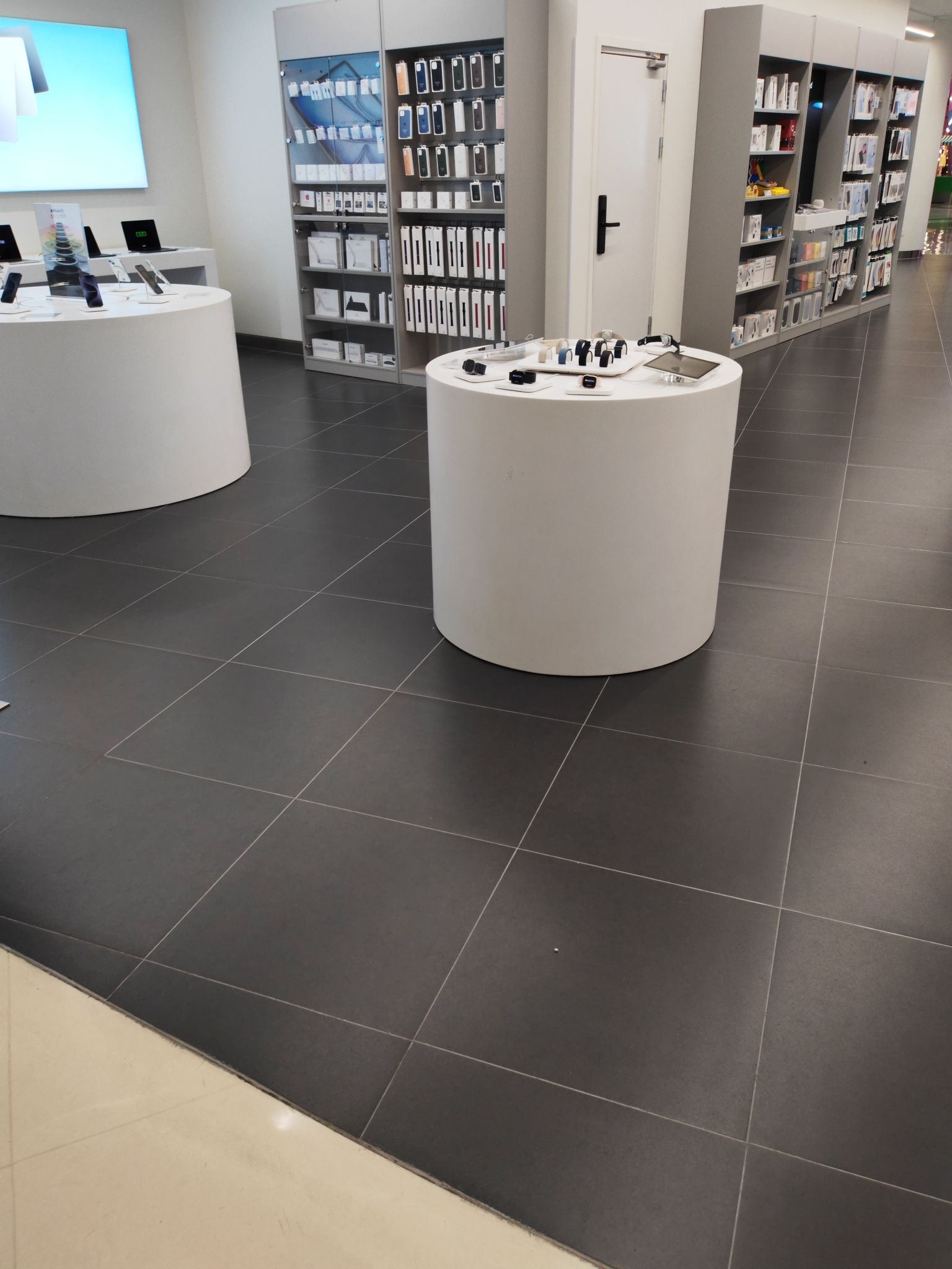 Apple授权专营店(金华世贸中心店)