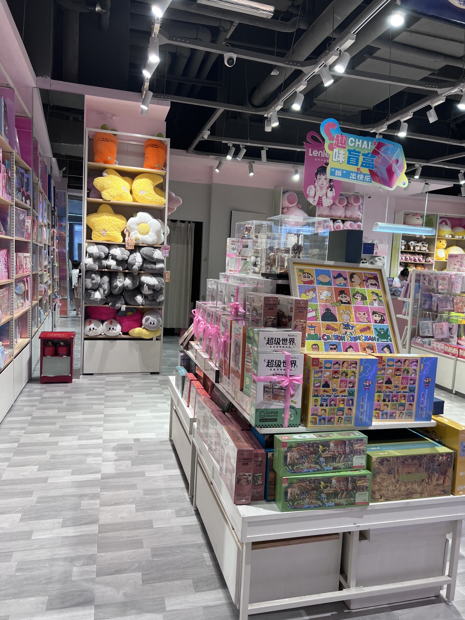 伶俐(金座唐道·613城市广场店)
