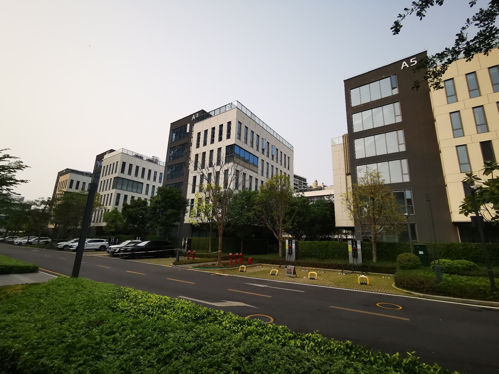深海壹间公寓