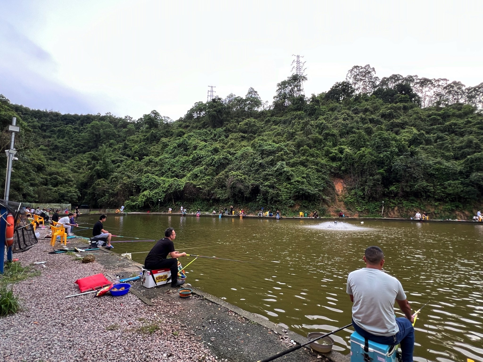 坂田山泉水钓鱼场