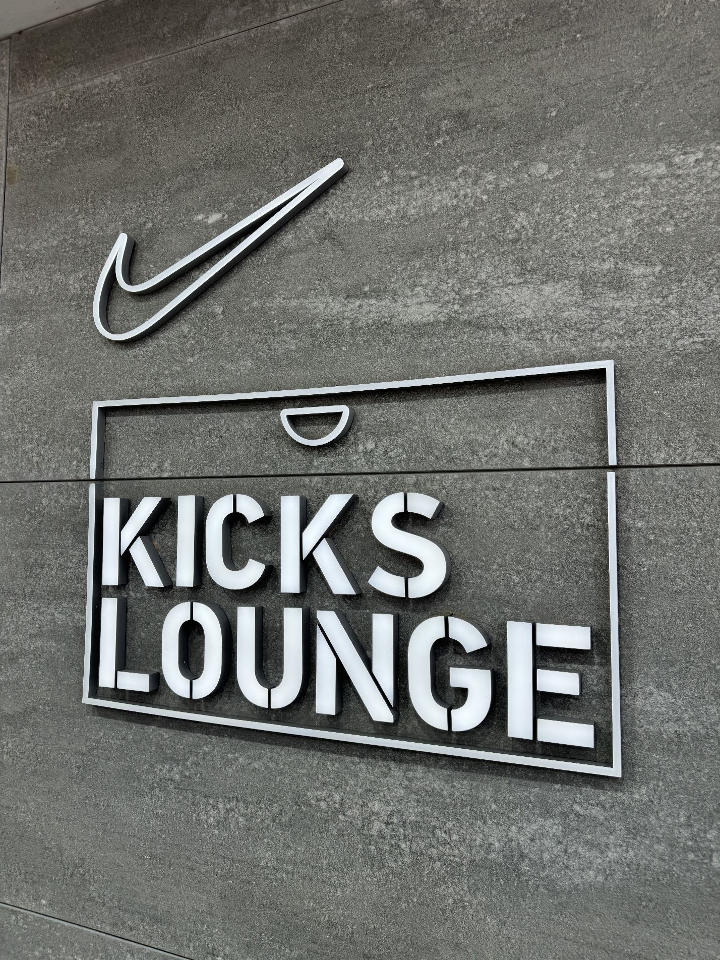 耐克Nike(锦绣前程购物中心店)