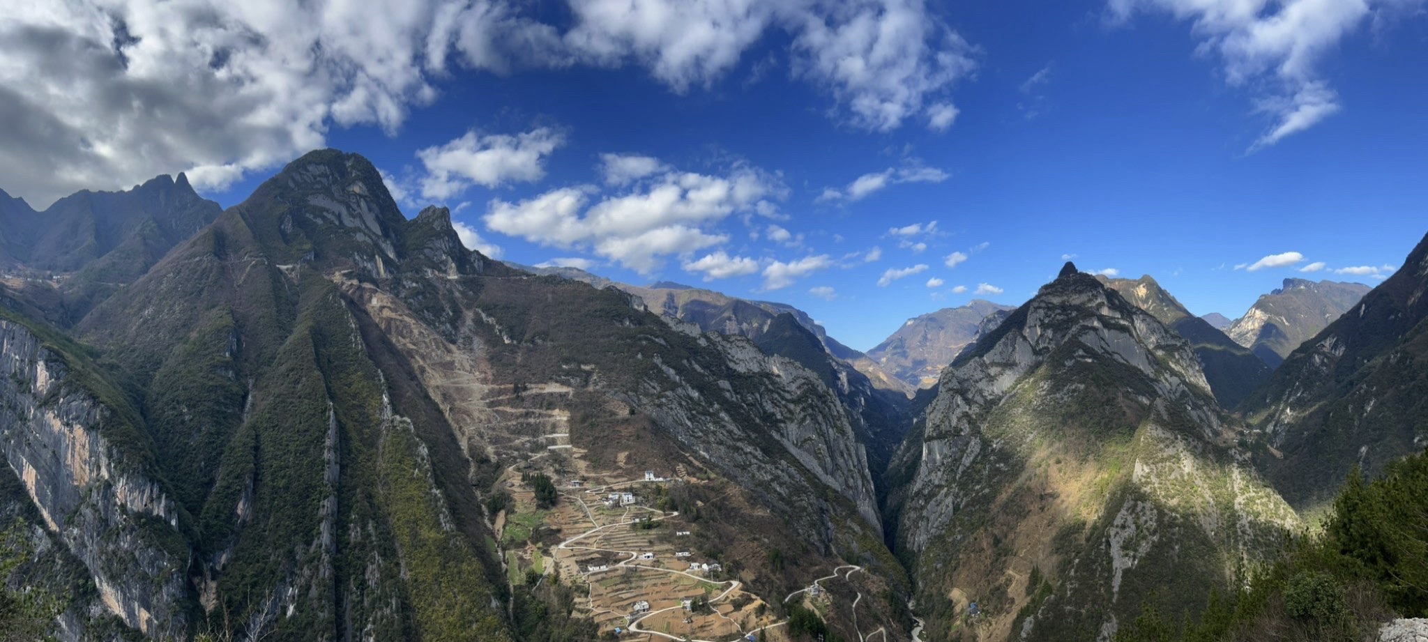 兰英大峡谷观景台旅行图片 2