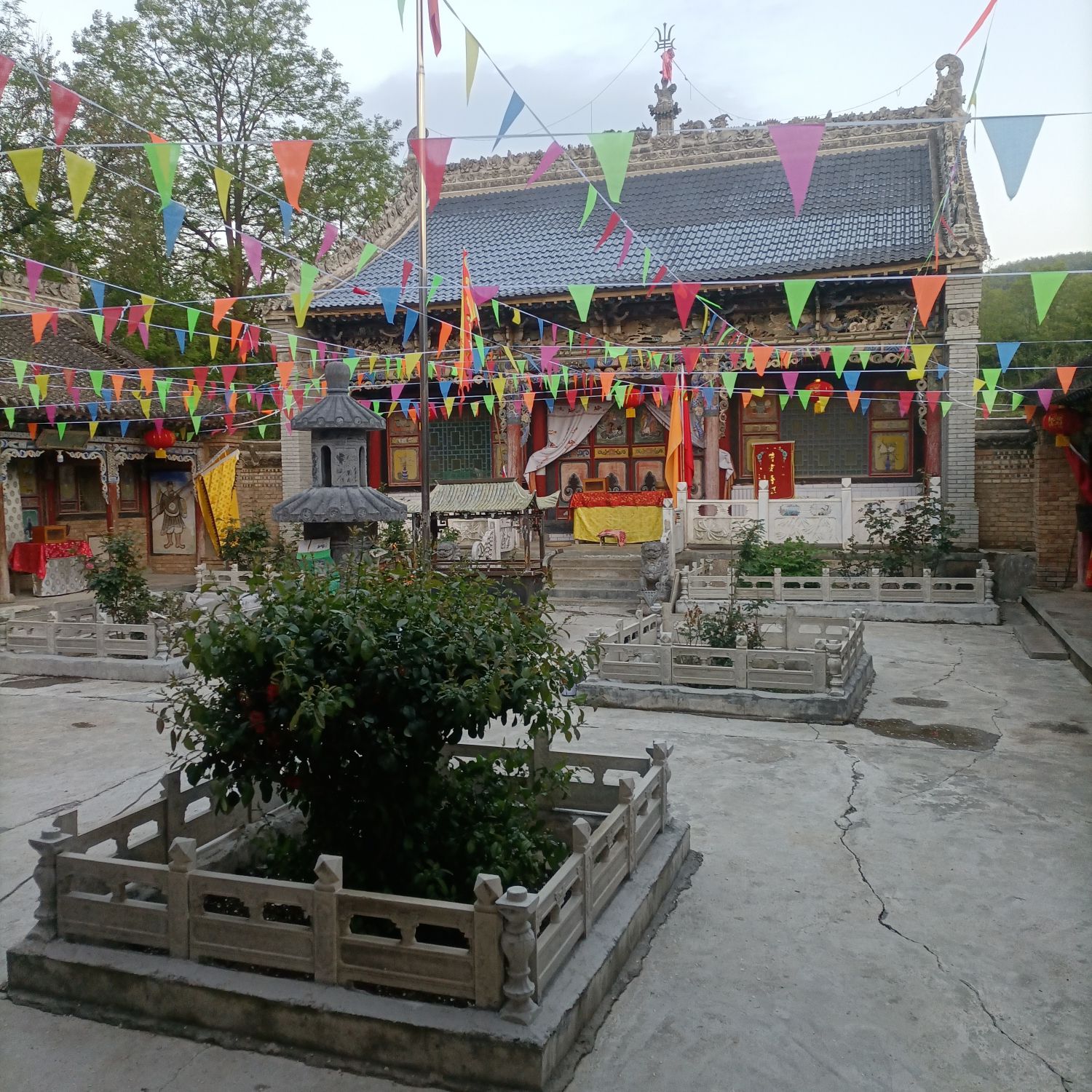 圆通寺实景照片