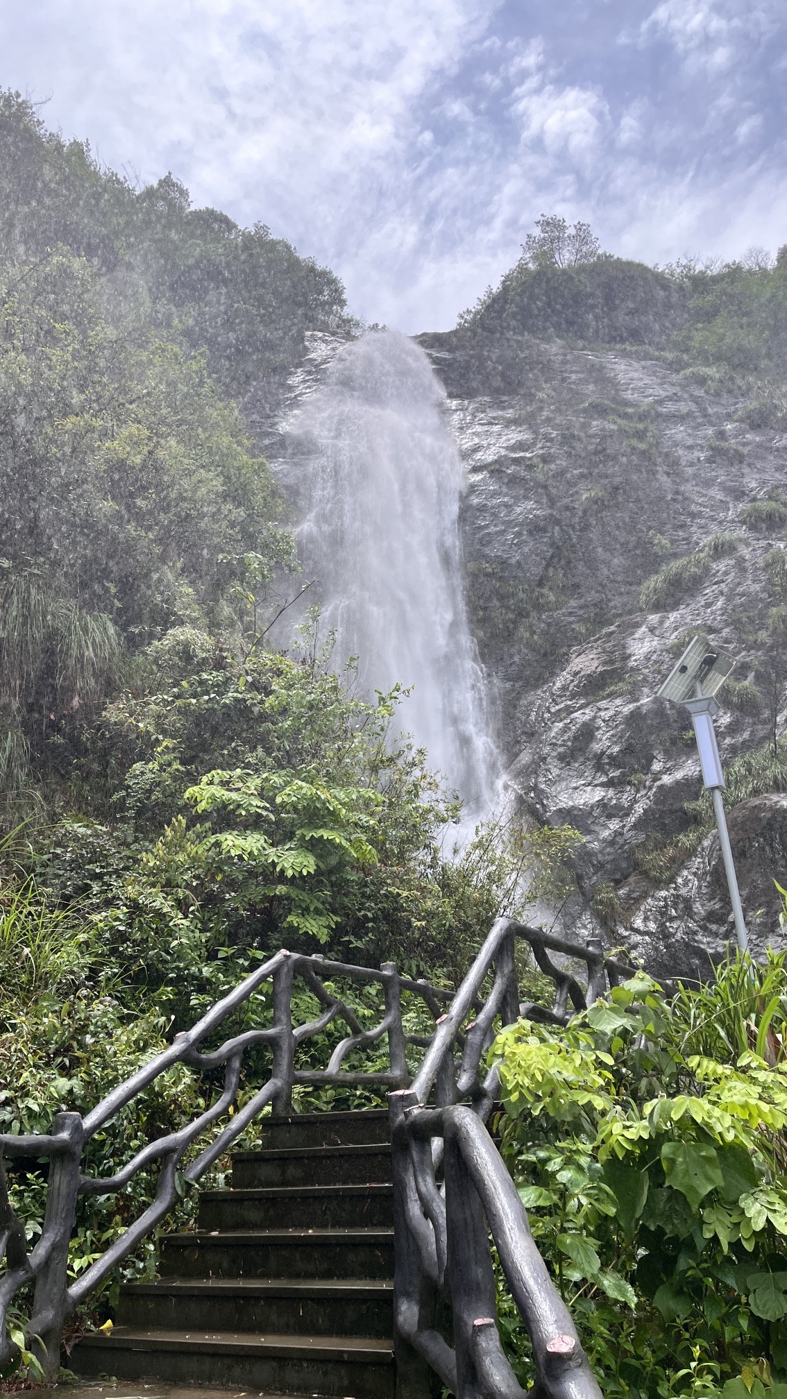白水脚瀑布旅行图片 3