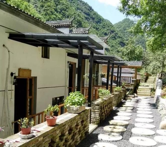 白水脚瀑布旅行图片 3