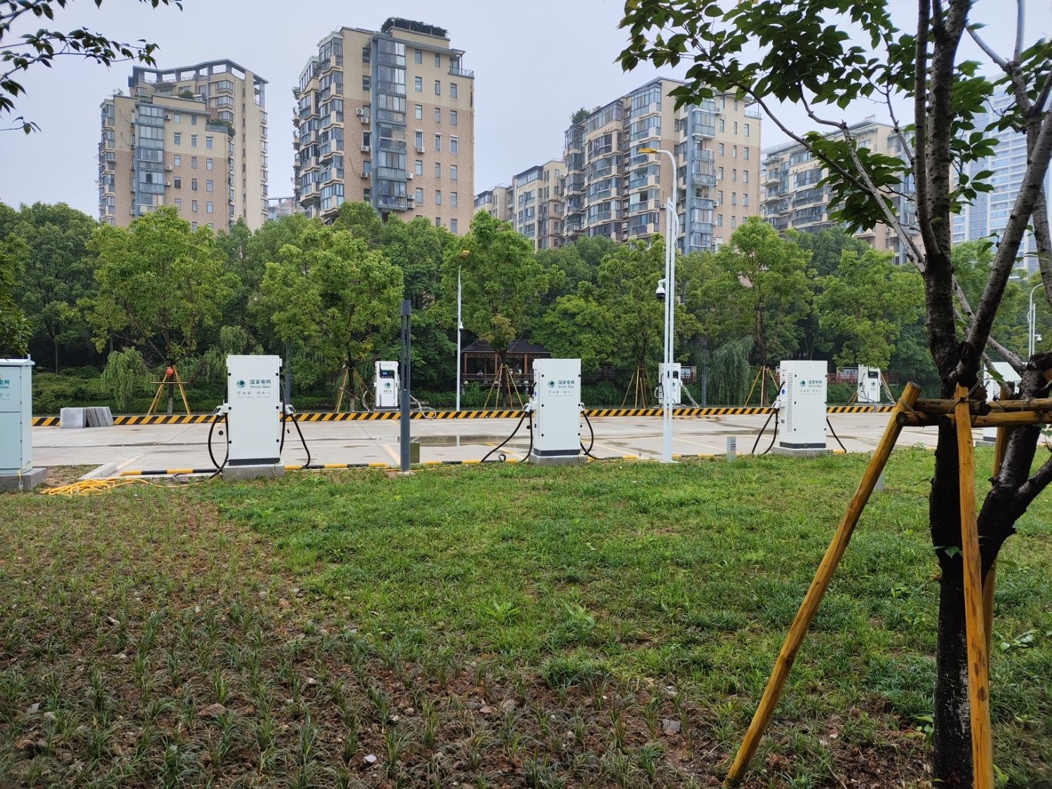 国家电网汽车充电站(温州市鹿城区惠民路西)