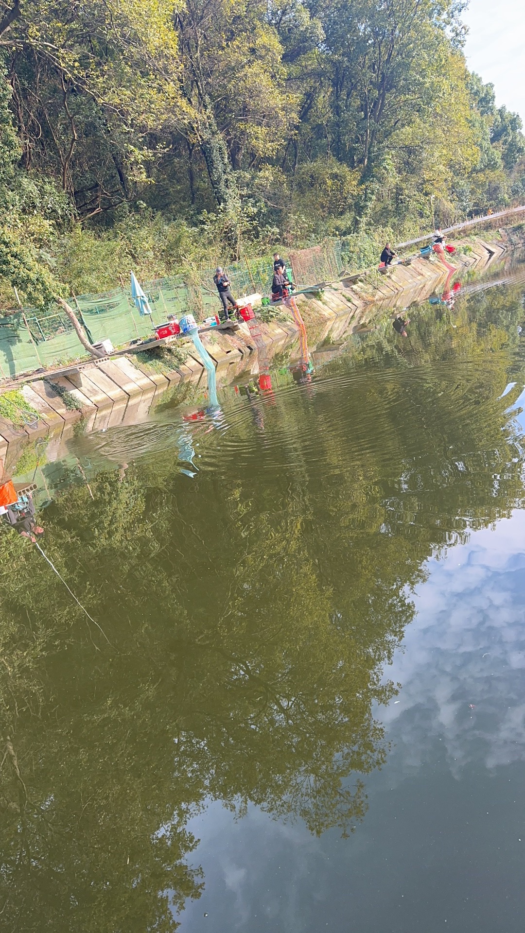 柯岩老严垂钓中心