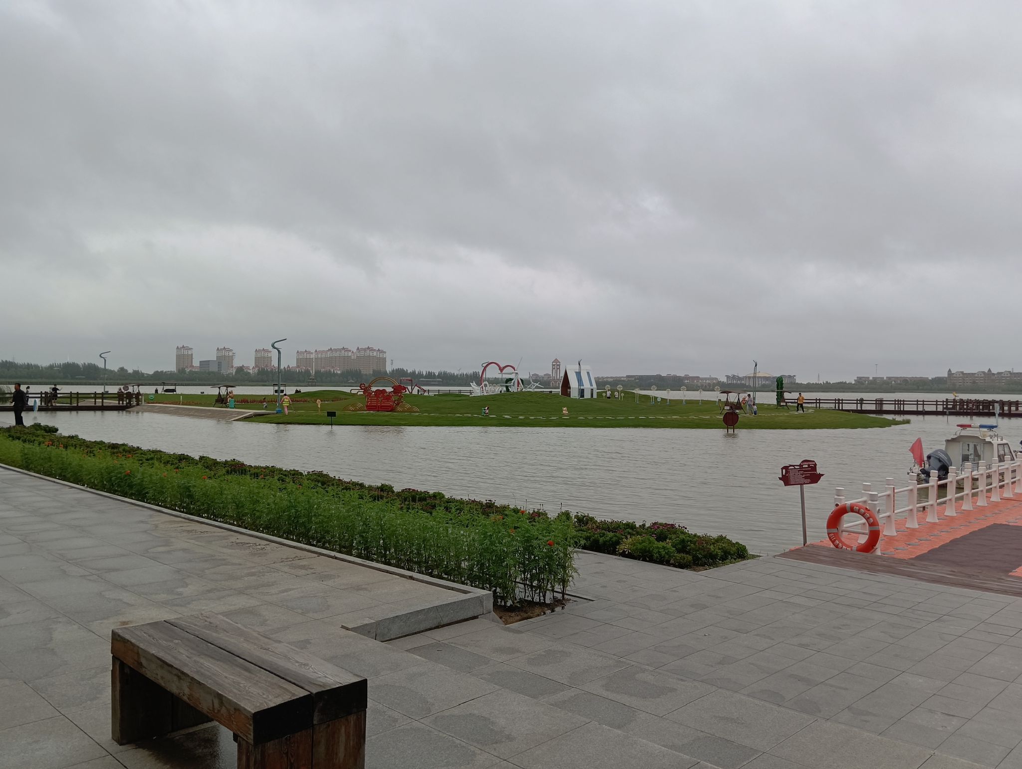 林荫码头广场旅行图片 3
