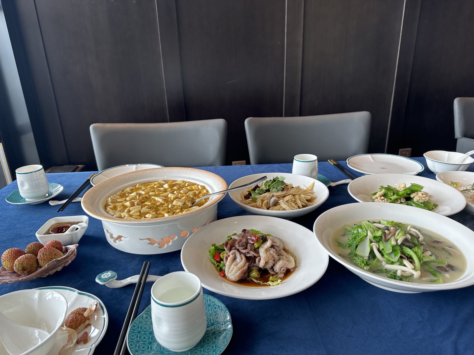 老吉堂上海本帮菜(海口店)