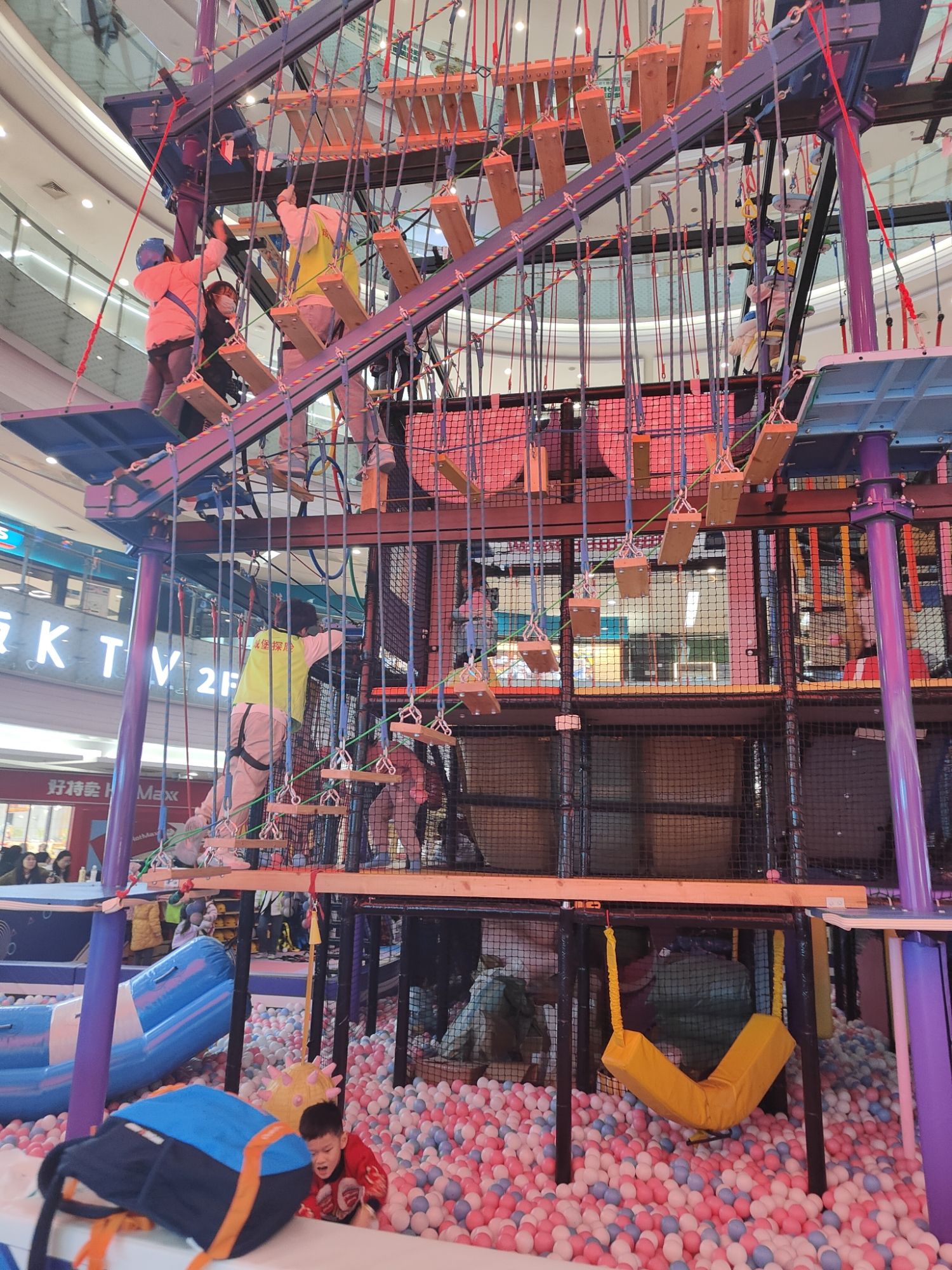 场地封面-思高特城堡探险(西安民乐园万达广场店)