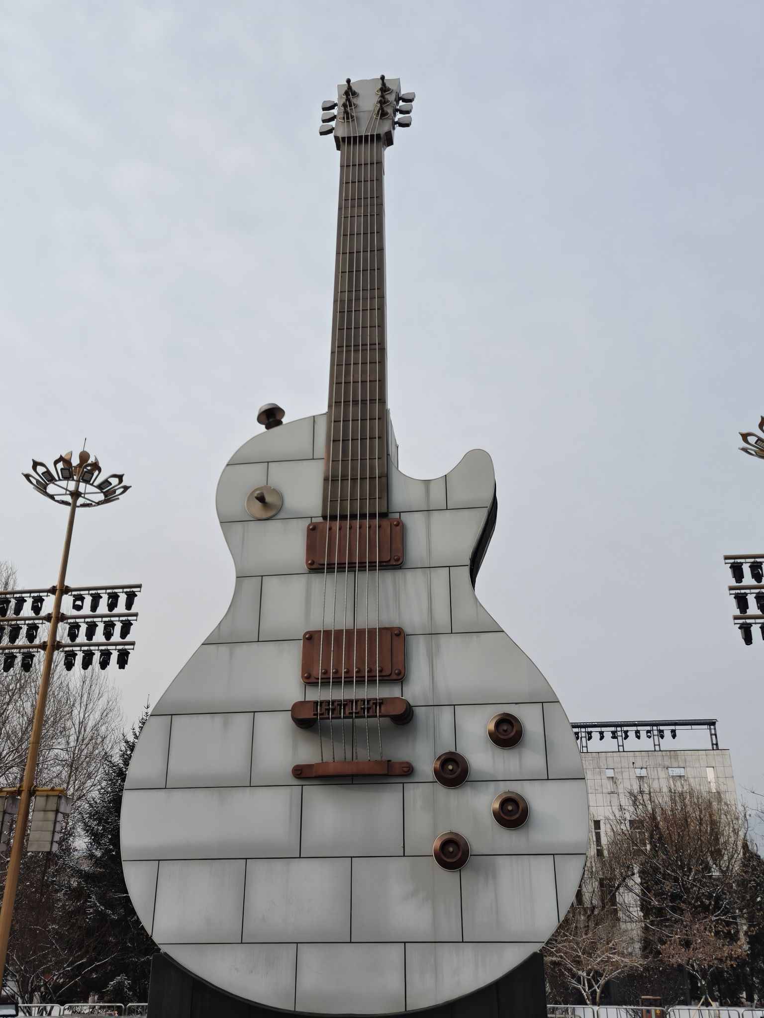 集安市大吉他主题广场旅行图片 1