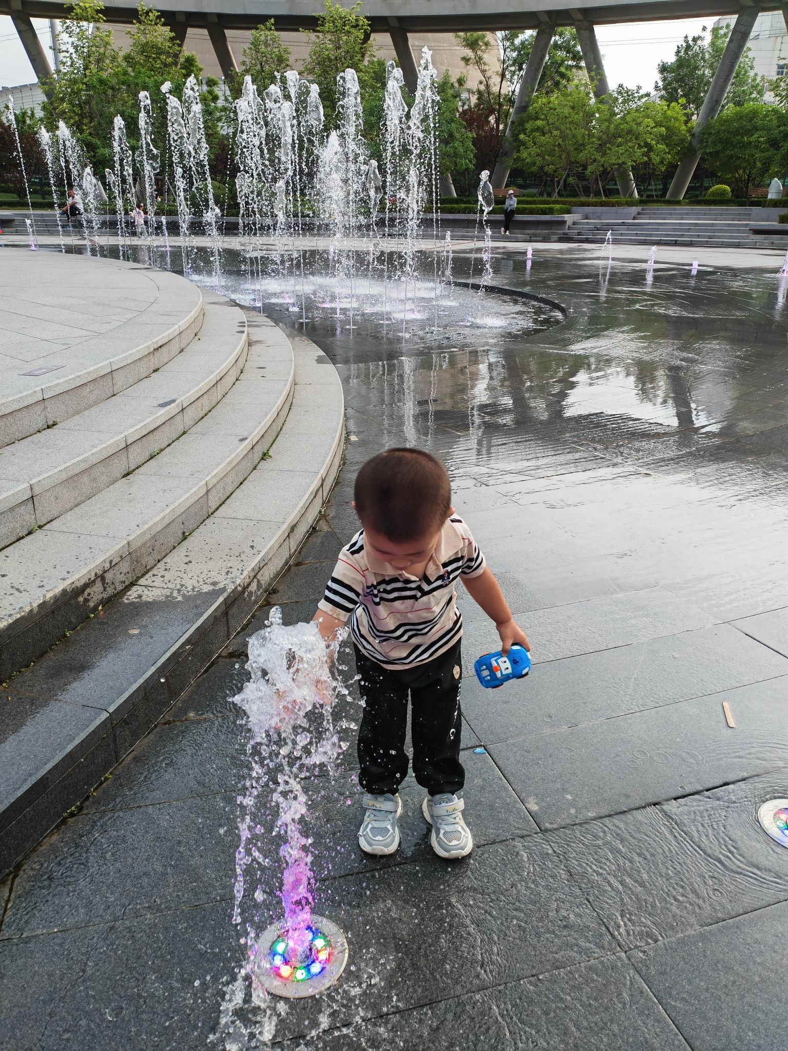 喷泉广场旅行图片 1