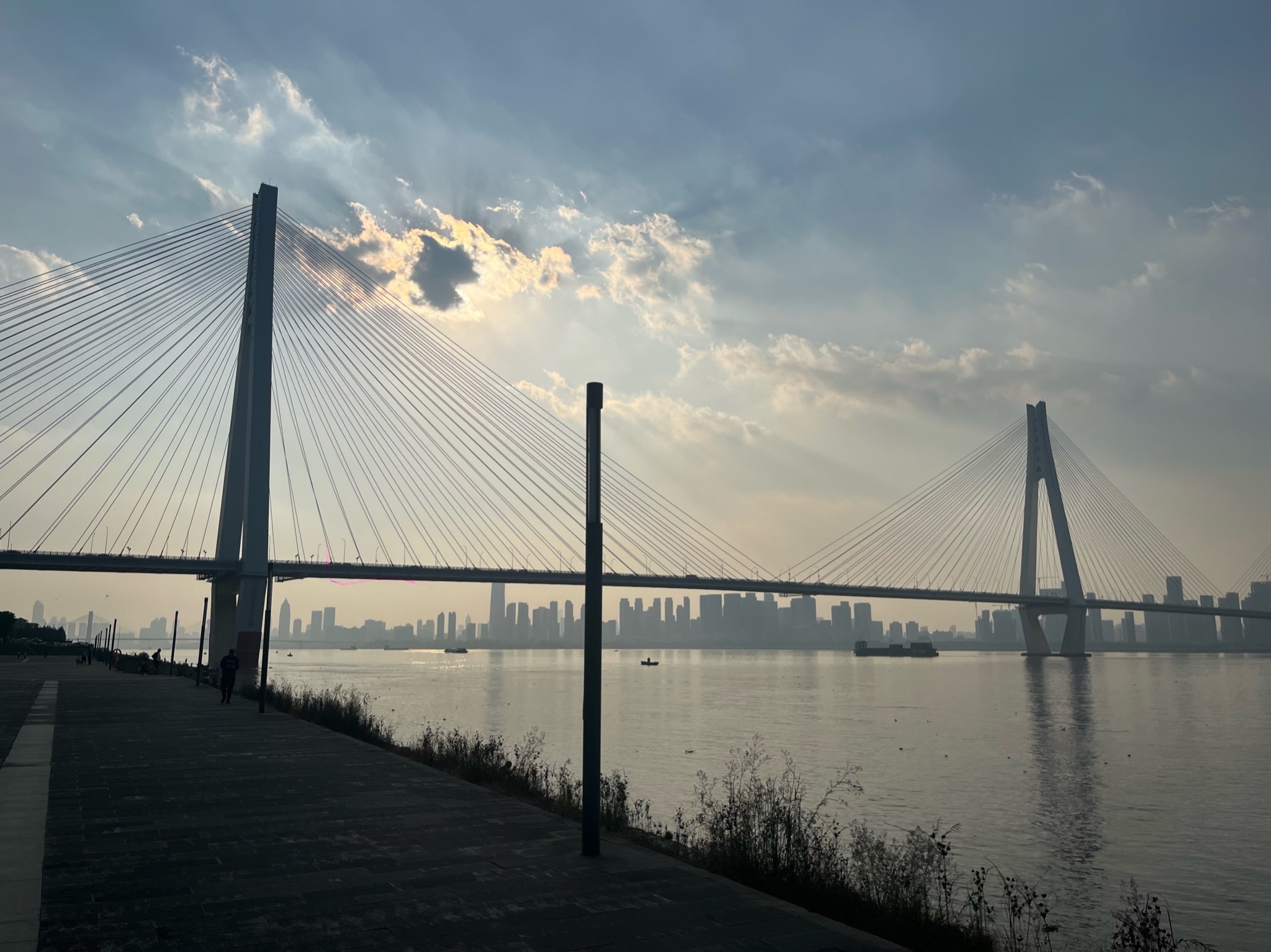 武汉青山江滩旅行图片 1
