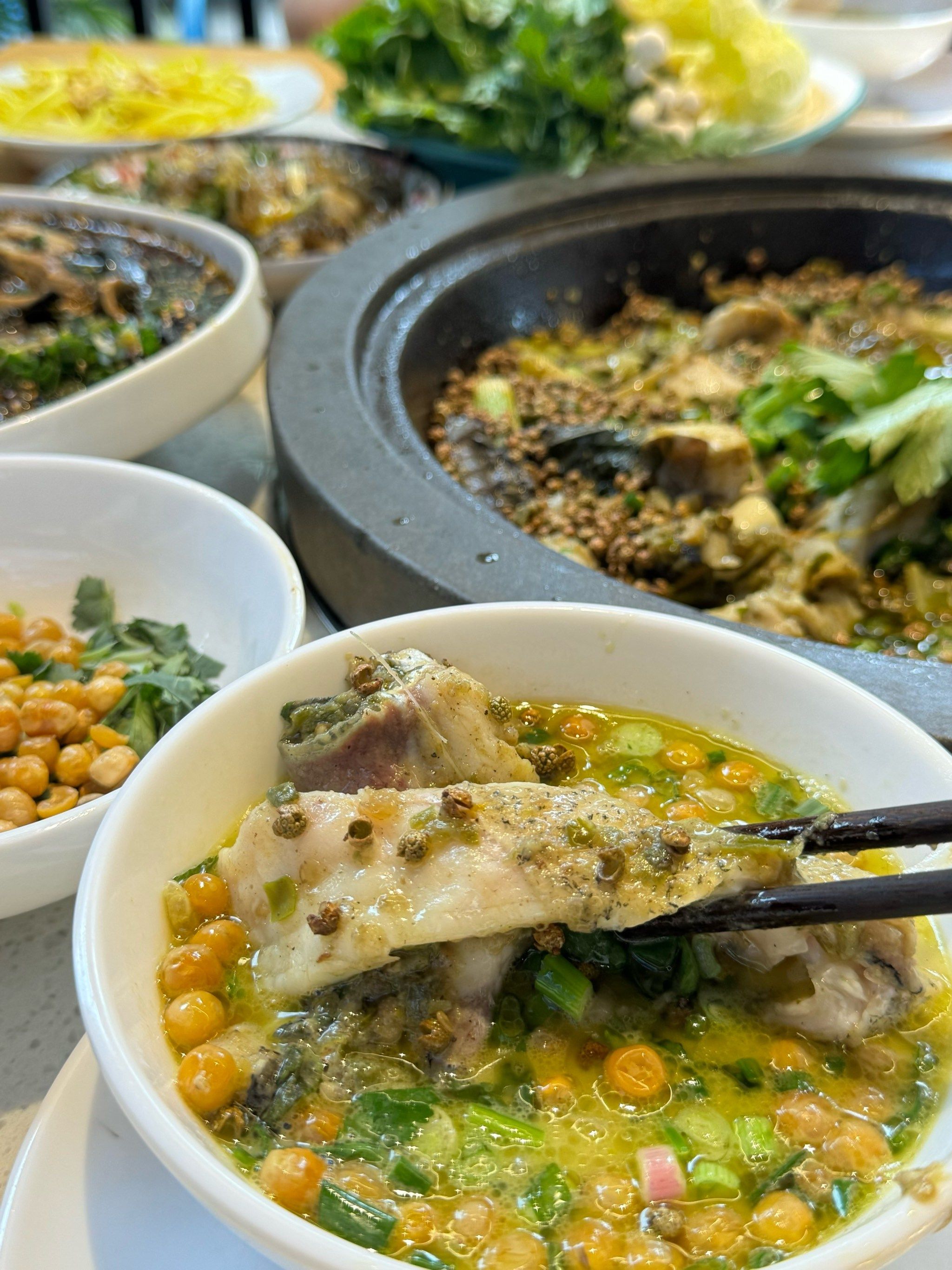 许多鱼蒸汽鱼馆(天一华府店)