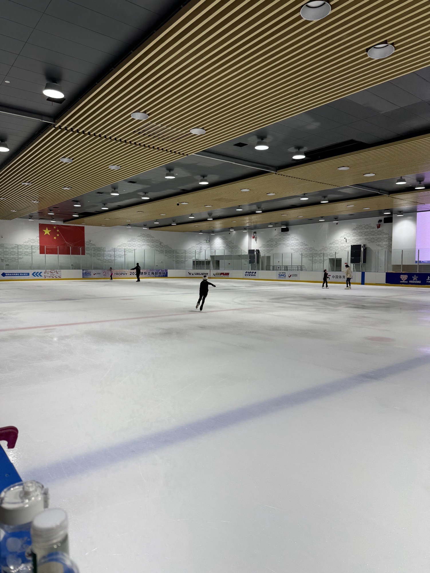 场地封面-国金冰场(桃浦中央绿地店)