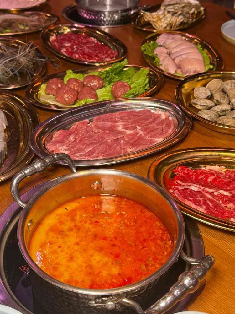 拾一两自选火锅(胜利广场店)