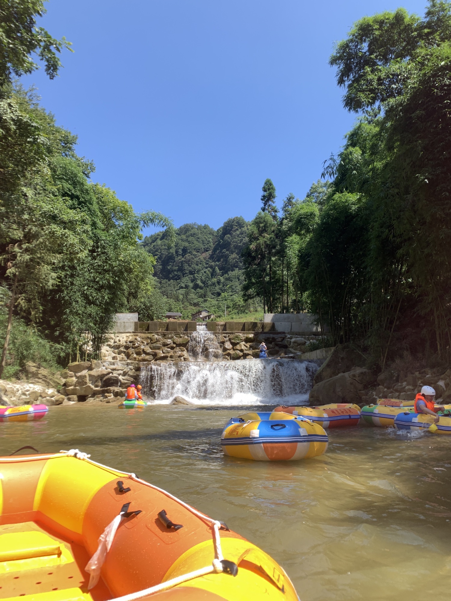 明月谷探险漂流旅行图片 3