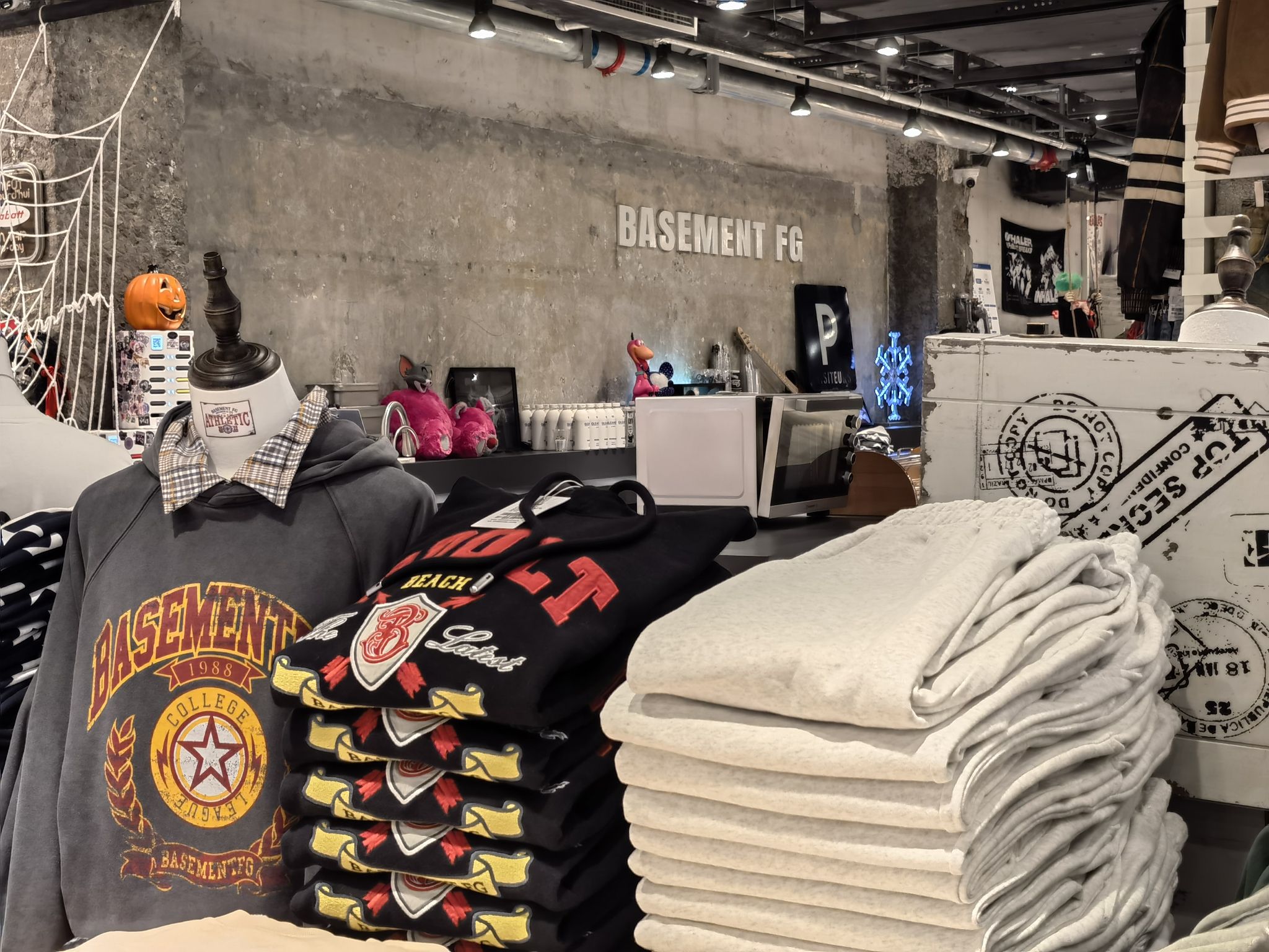 BASEMENT FG(北京朝外店)