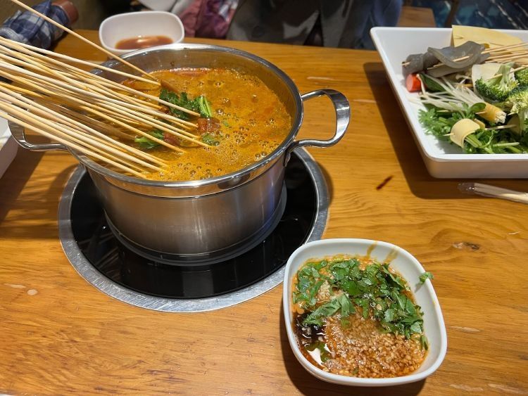 沾团延安串串(延安宝塔万达广场店)