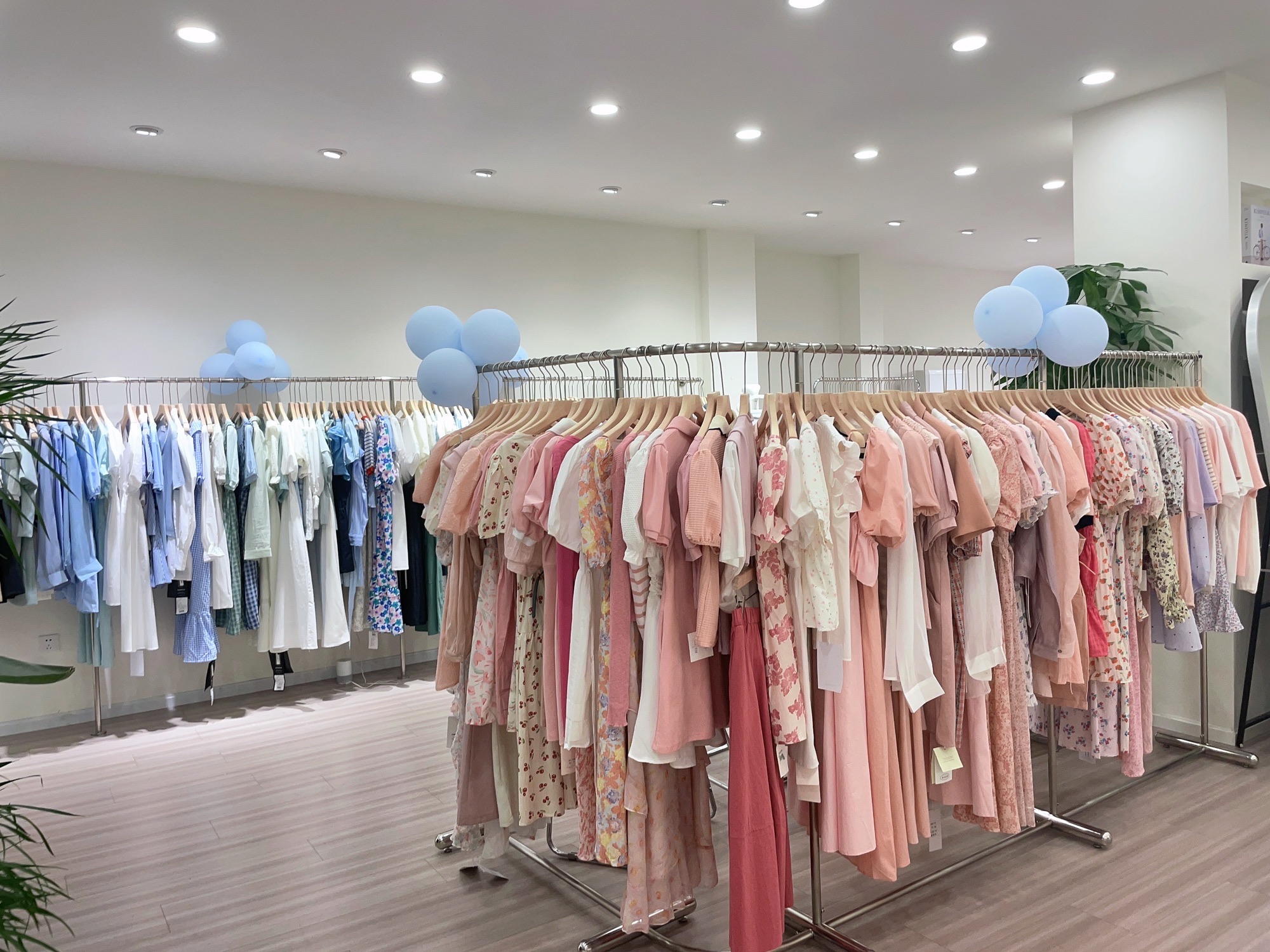 与你女装工作室(青衣街店)