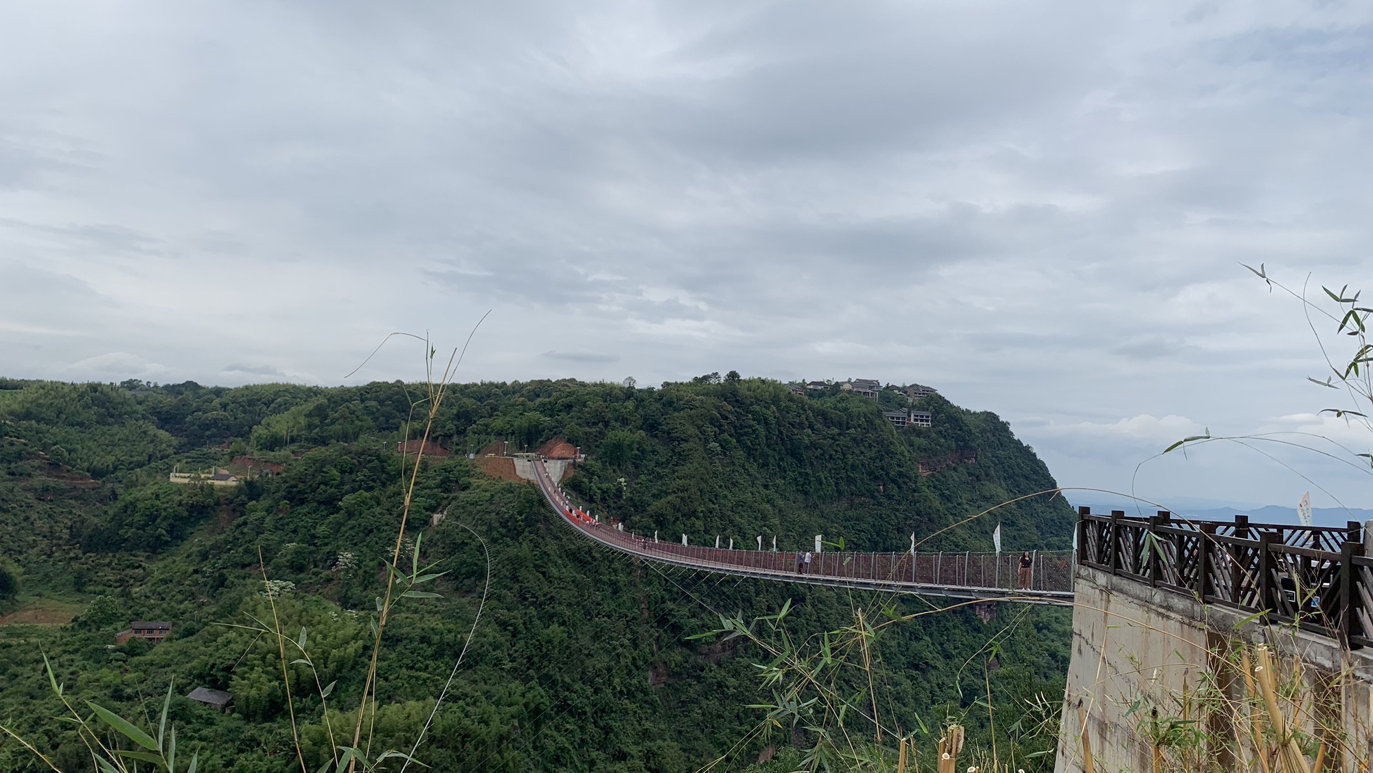 法王寺-龙卦山