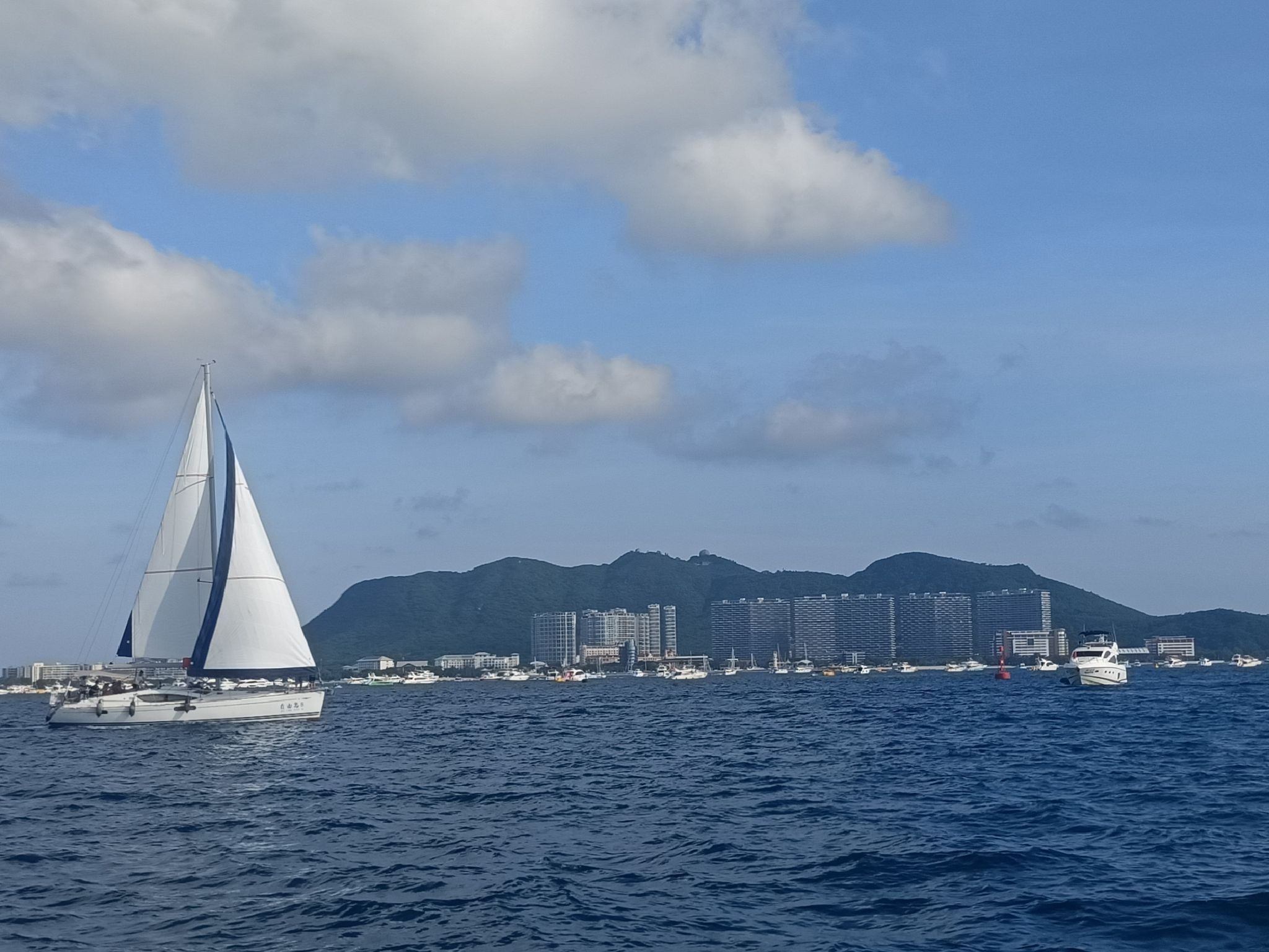 三亚凤凰岛水上玩乐基地