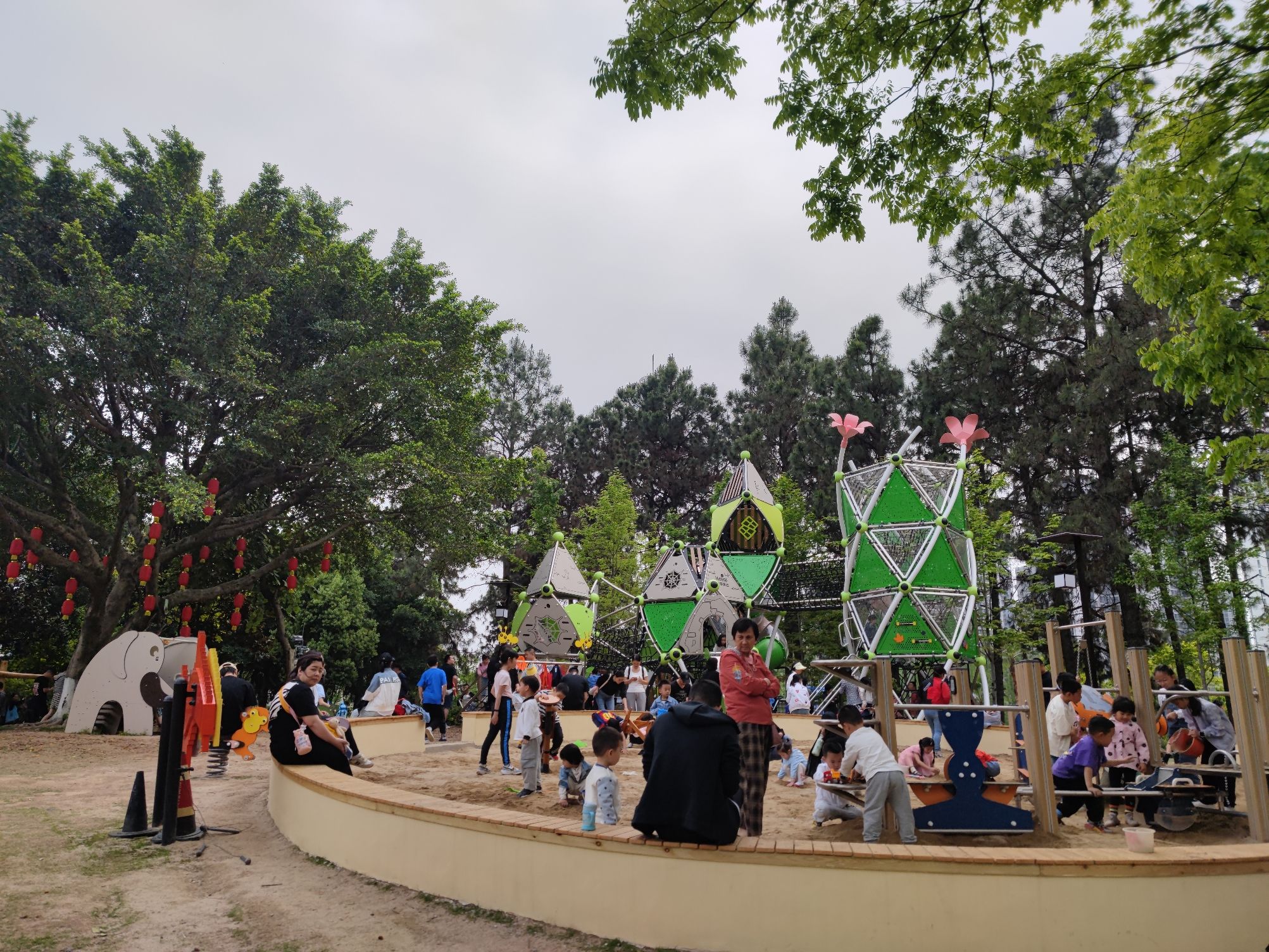 浙江温州市鹿城区附近的旅游景点有哪些？