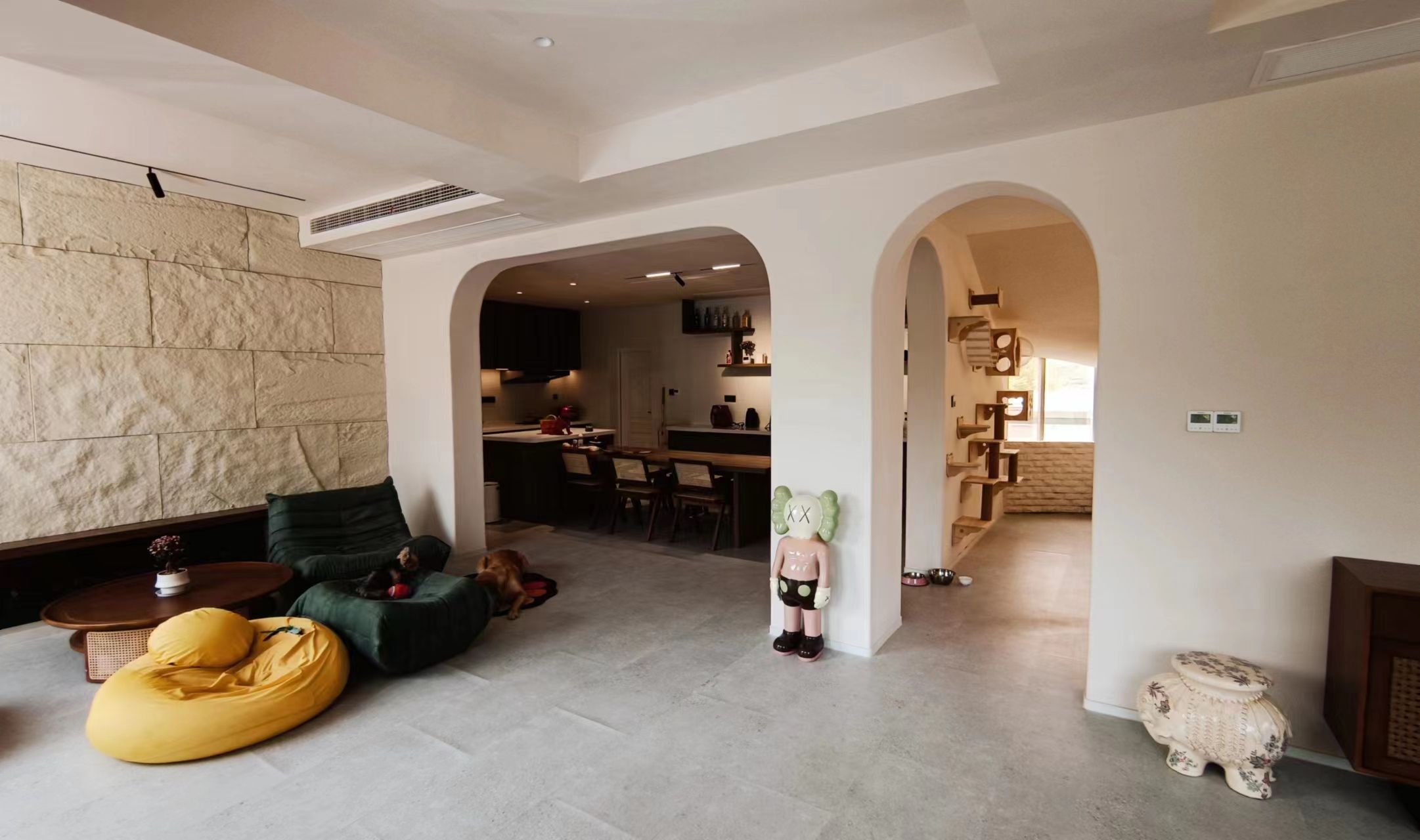 场地封面-叮叮猫的花园龙坞镇狗多子7号