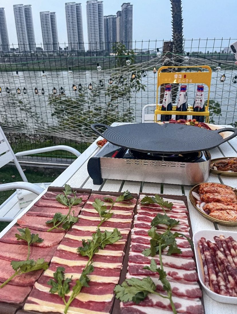月湾花园餐厅