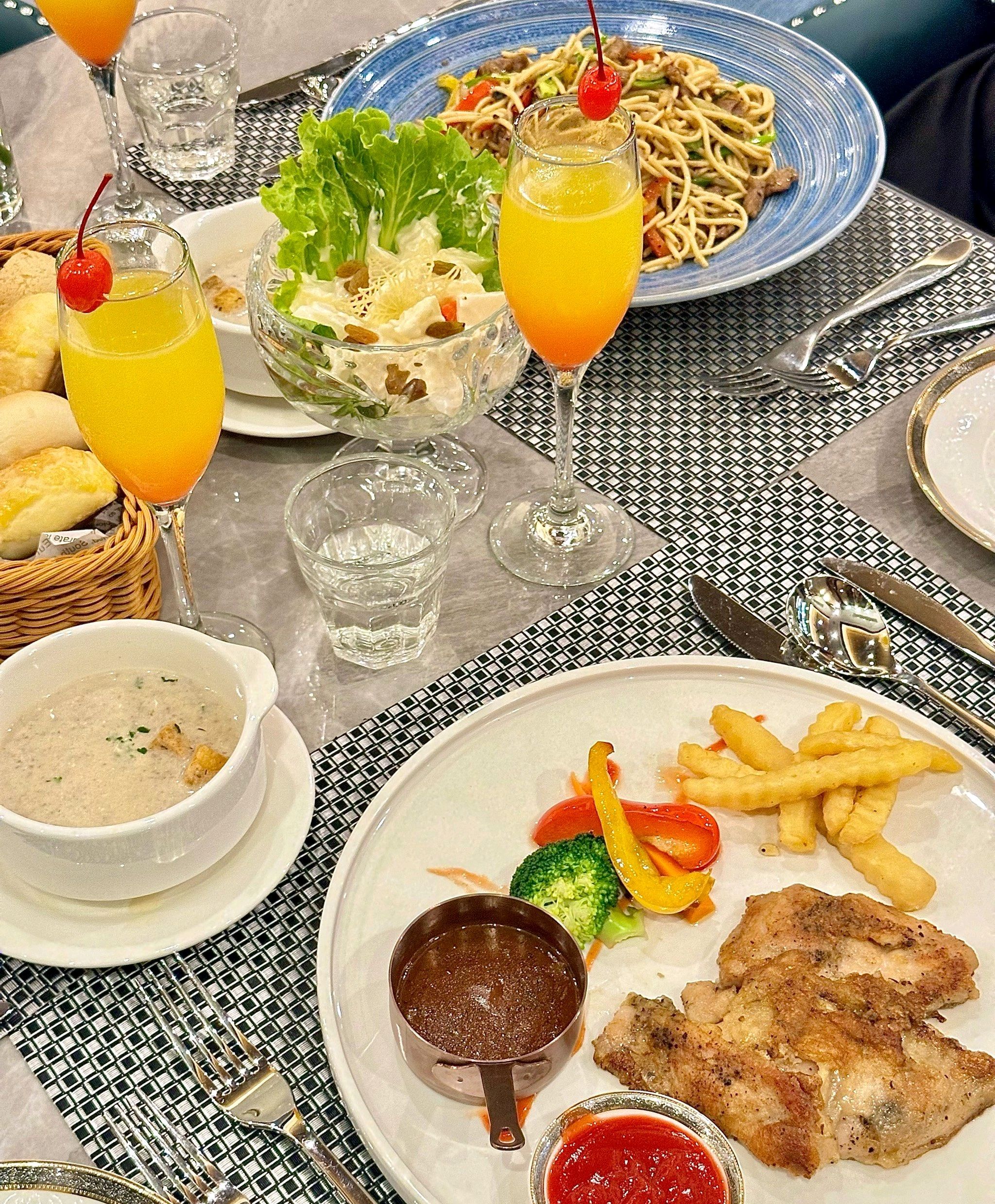 玉林璟象酒店(园博园克拉湾店)·爱丽丝西餐厅