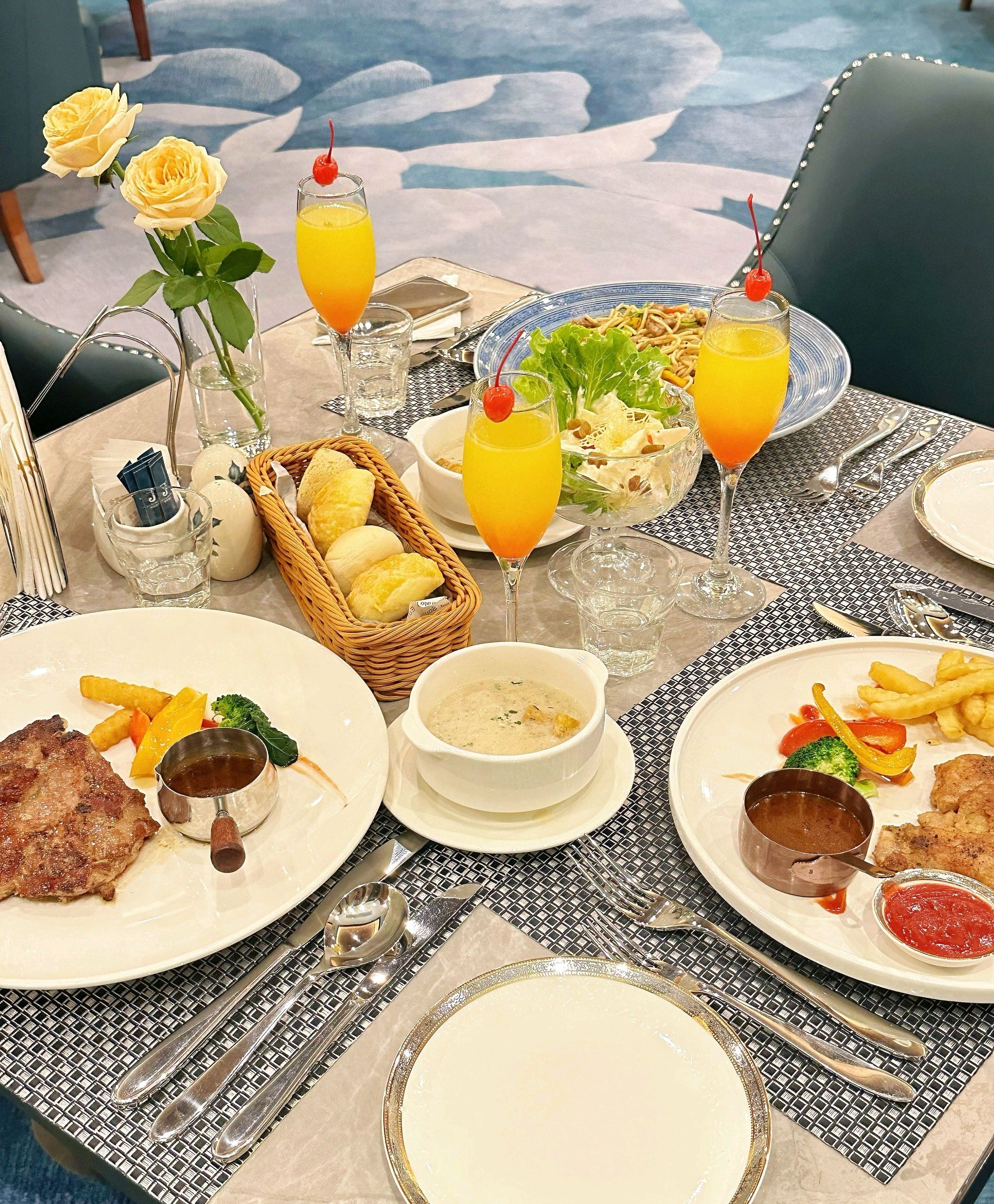 玉林璟象酒店(园博园克拉湾店)·爱丽丝西餐厅