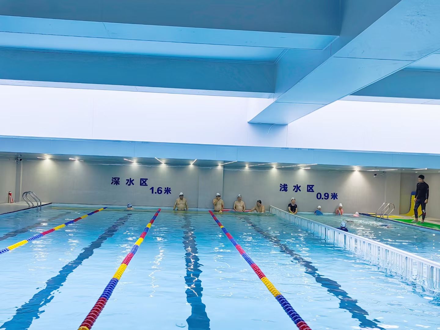 场地封面-亨通体育恒温游泳馆