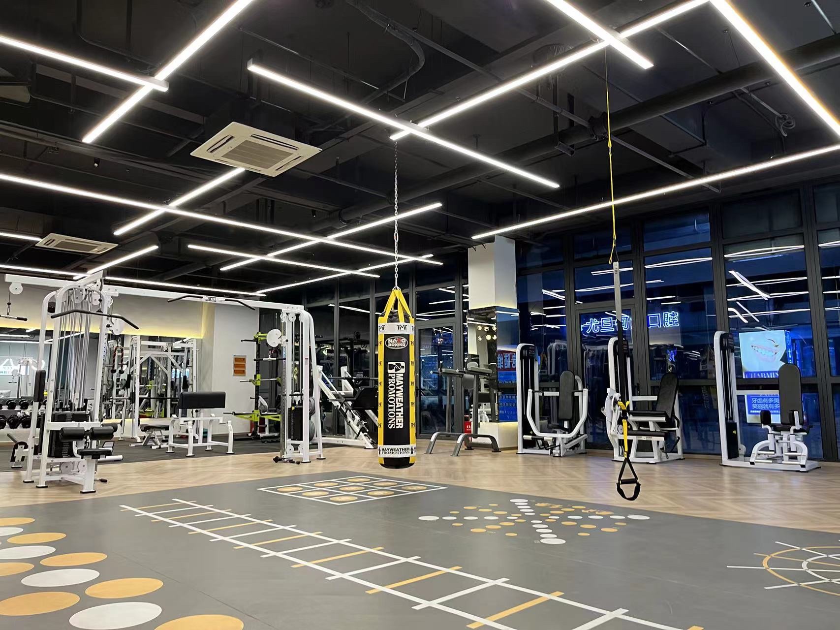场地封面-莱刻健身(北城广场店)