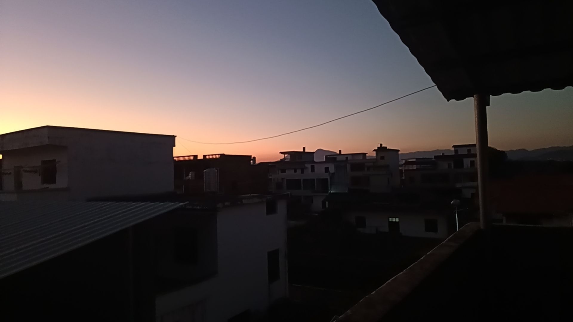 月牙湖旅行图片 1