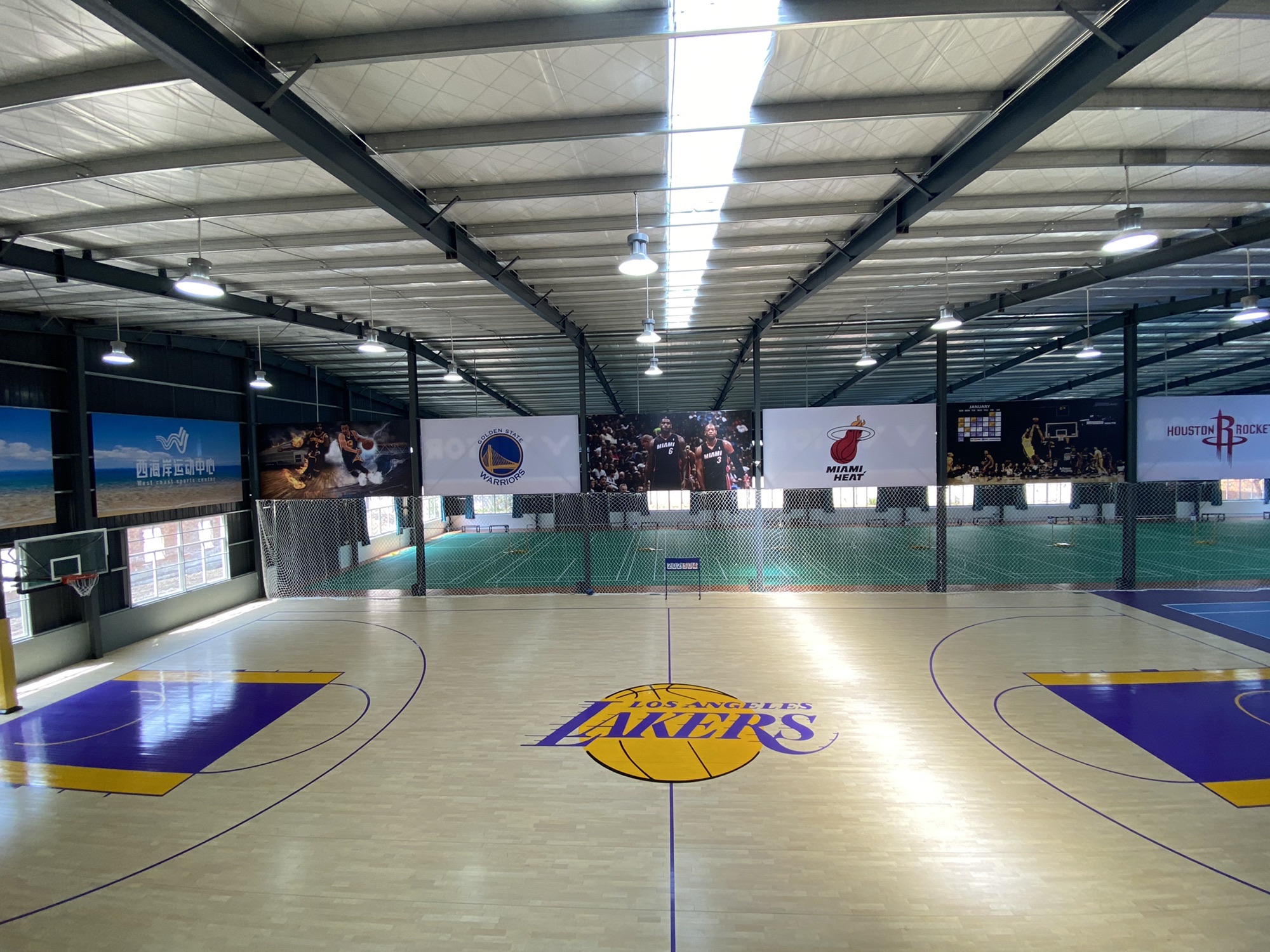 场地封面-西海岸运动中心