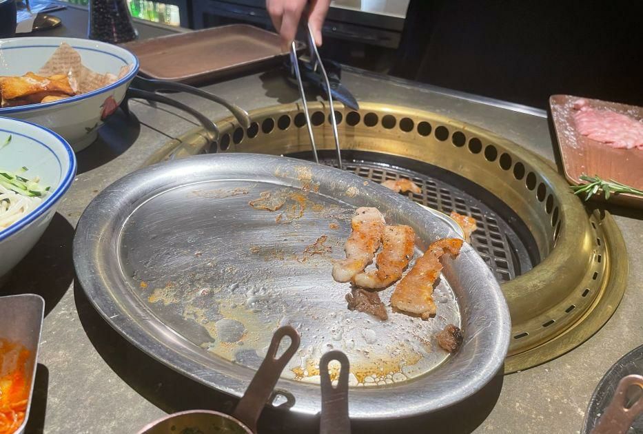 布多斯火锅烤肉自助(万达店)