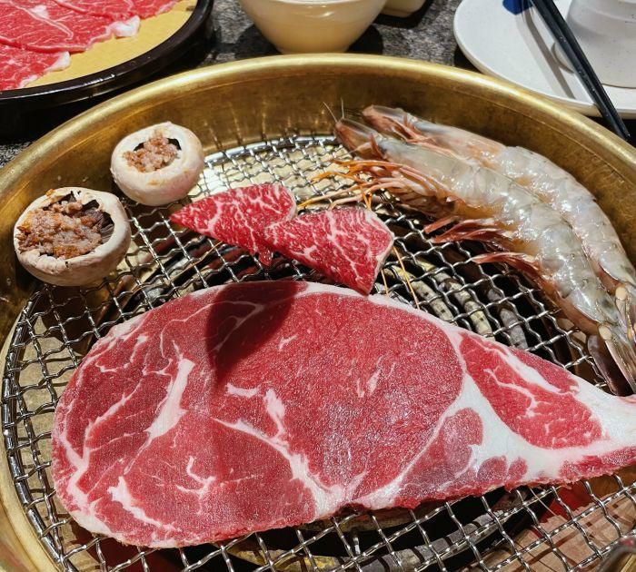 布多斯火锅烤肉自助(万达店)