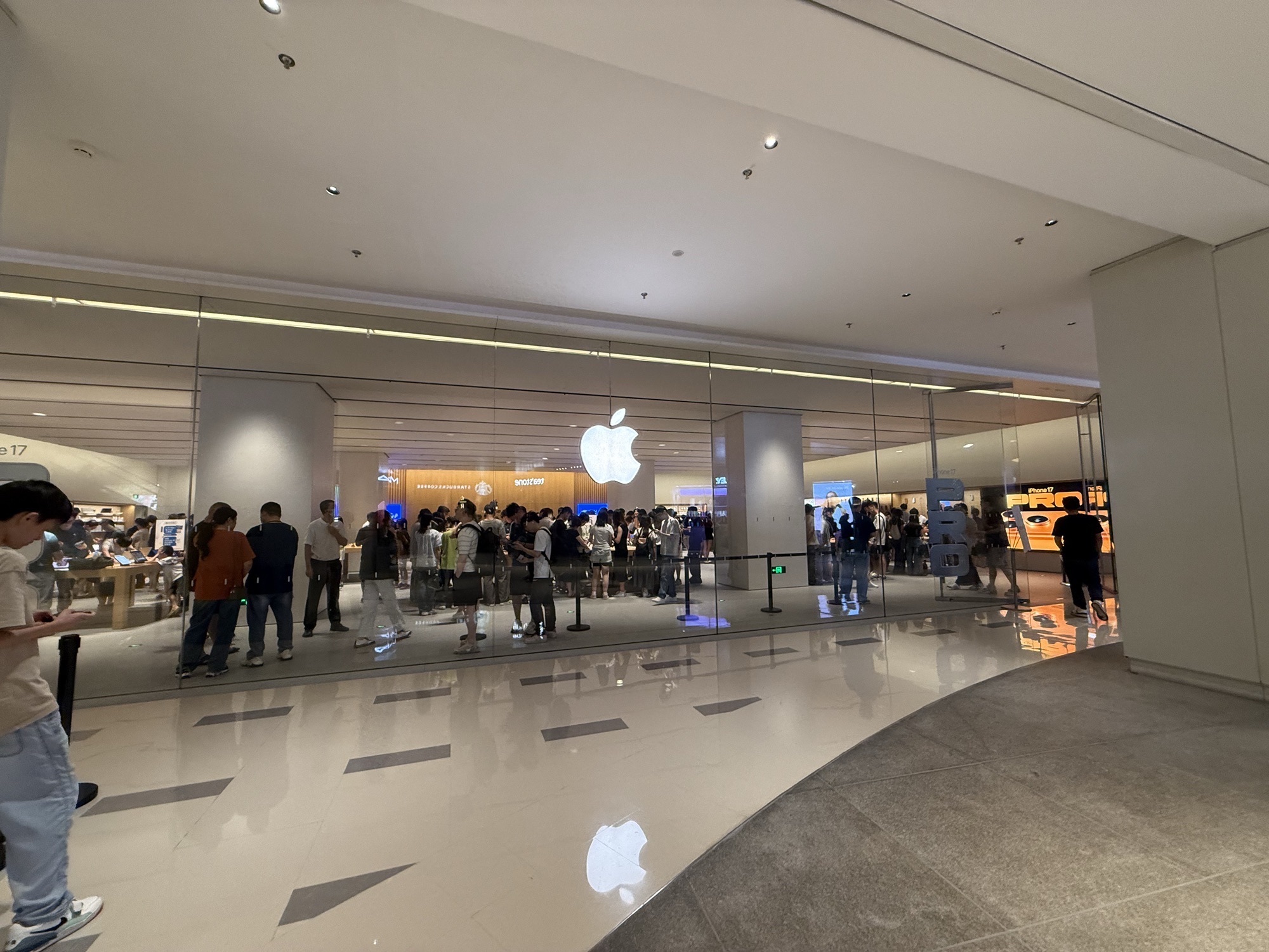 Apple 深圳万象城