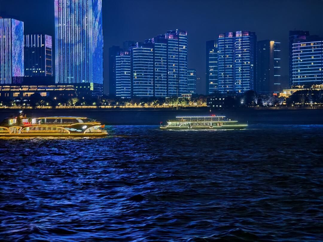 武汉两江游览(武汉关2号码头)旅行图片 2
