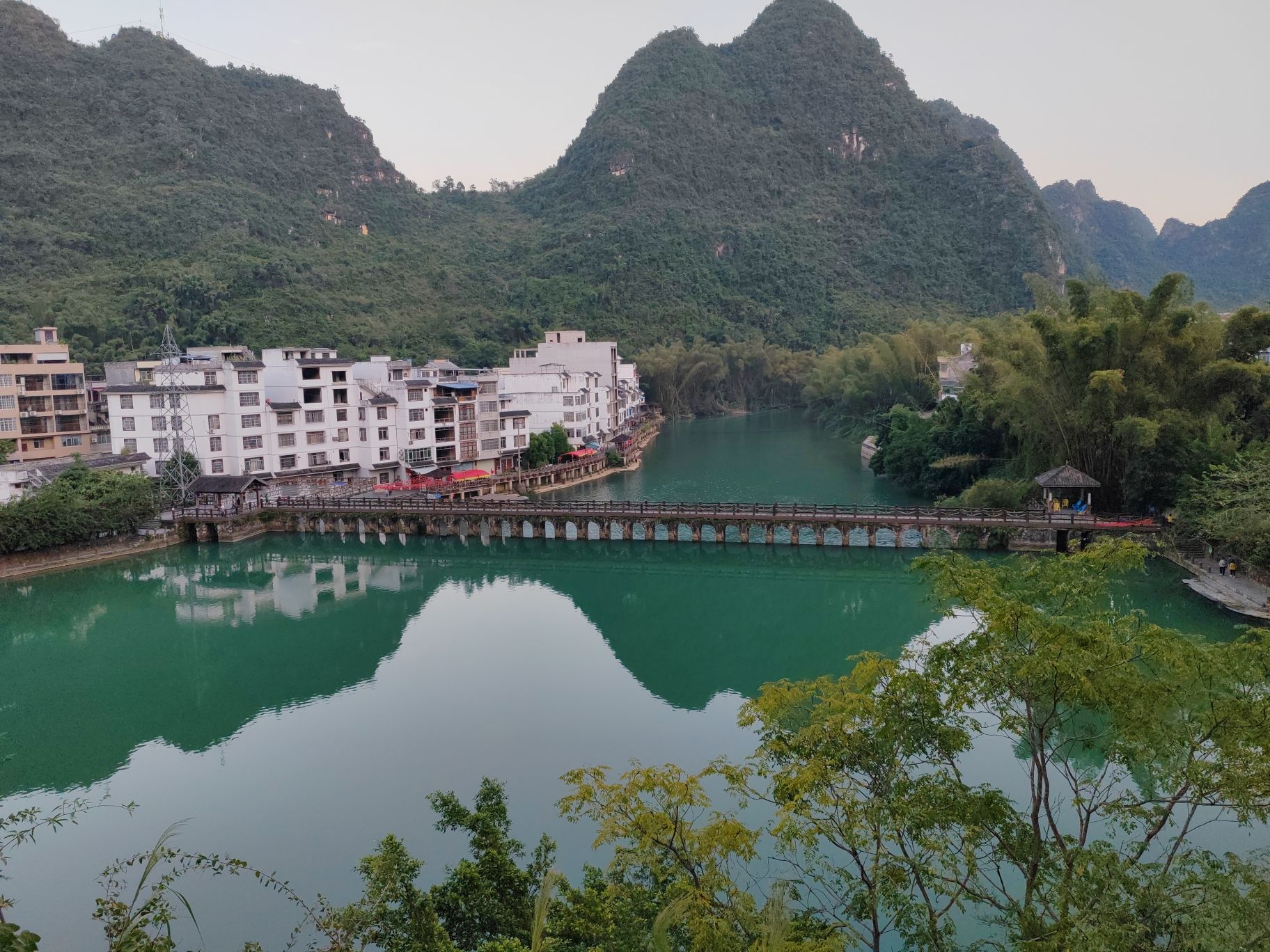 布泉源头旅行图片 1