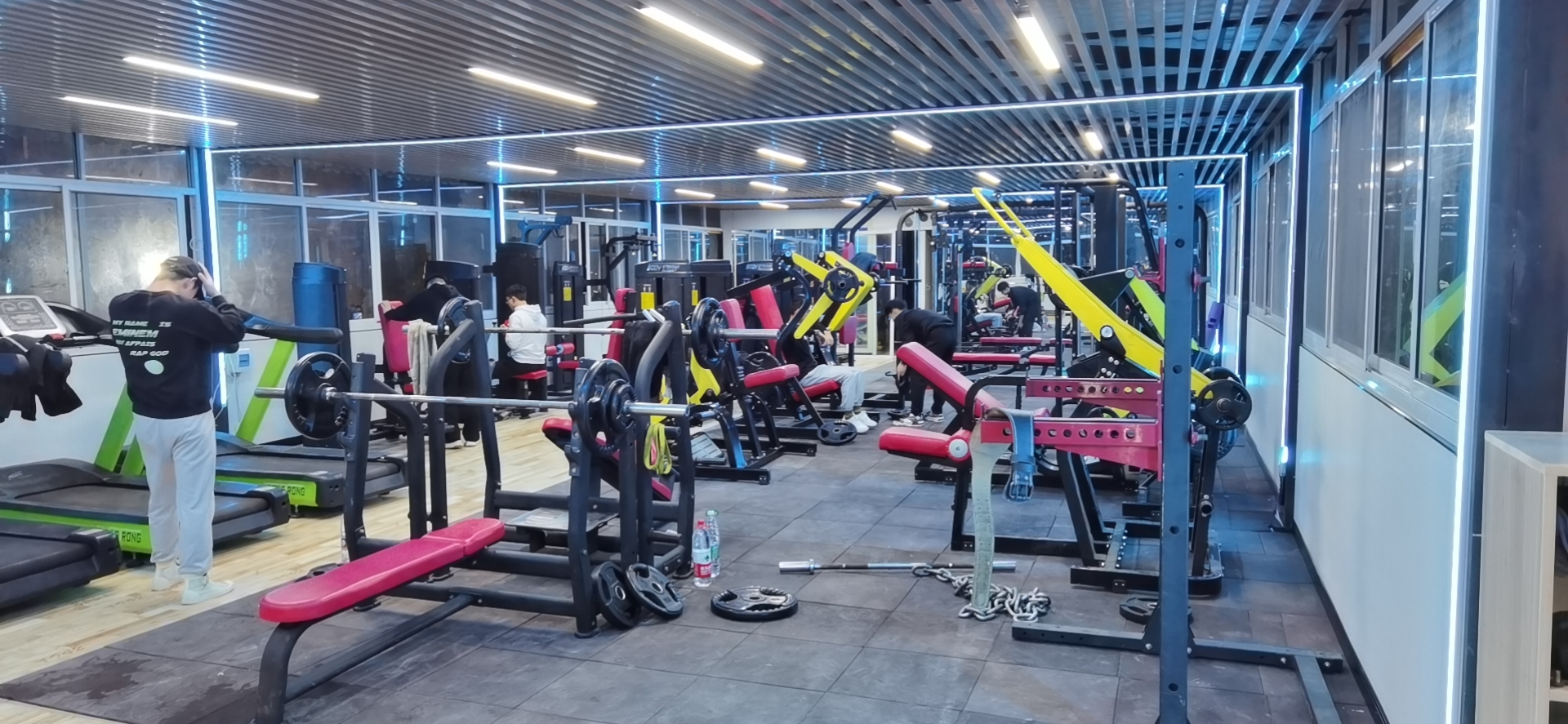 形动健身(长江大学西校区店)