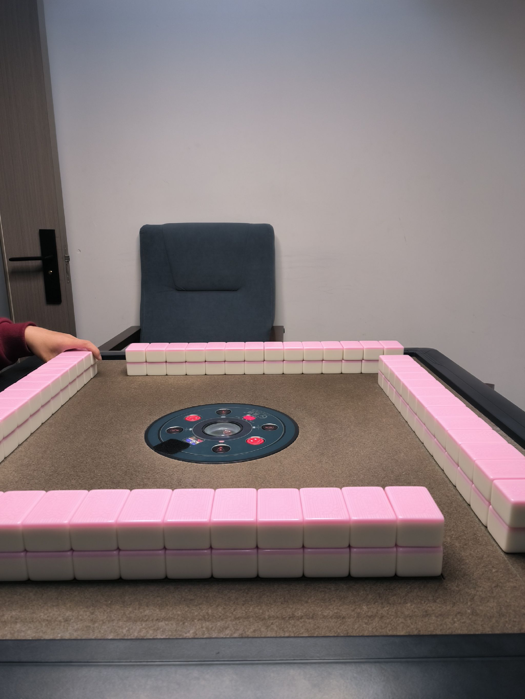 场地封面-福布斯共享棋牌玫瑰花语店