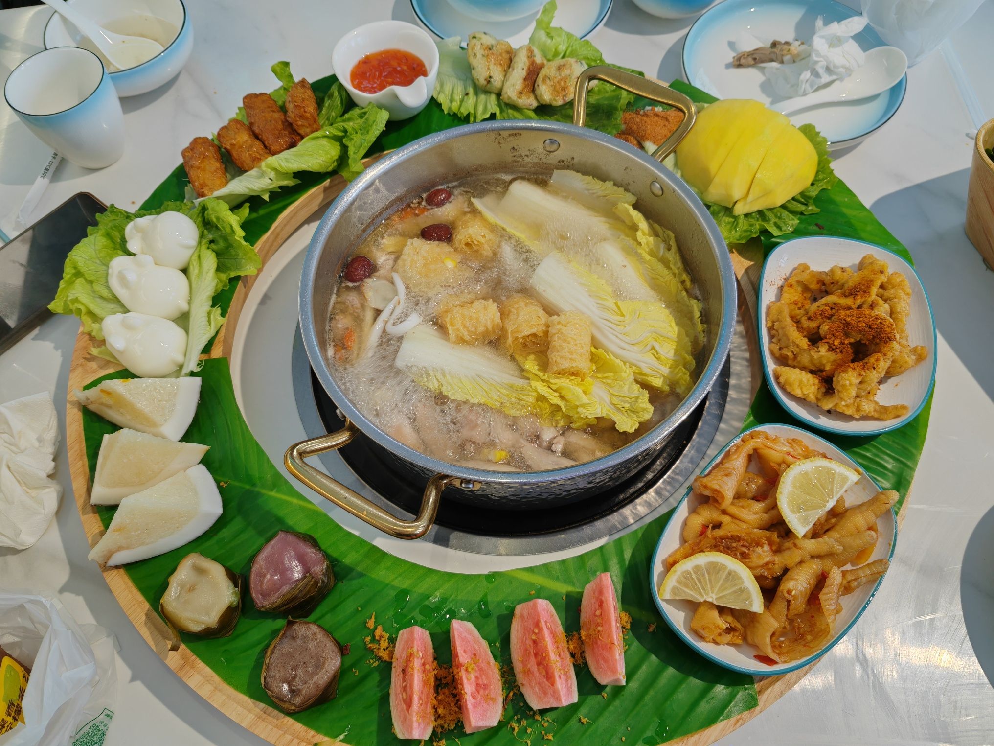 北纬十八度椰子鸡(国兴店)