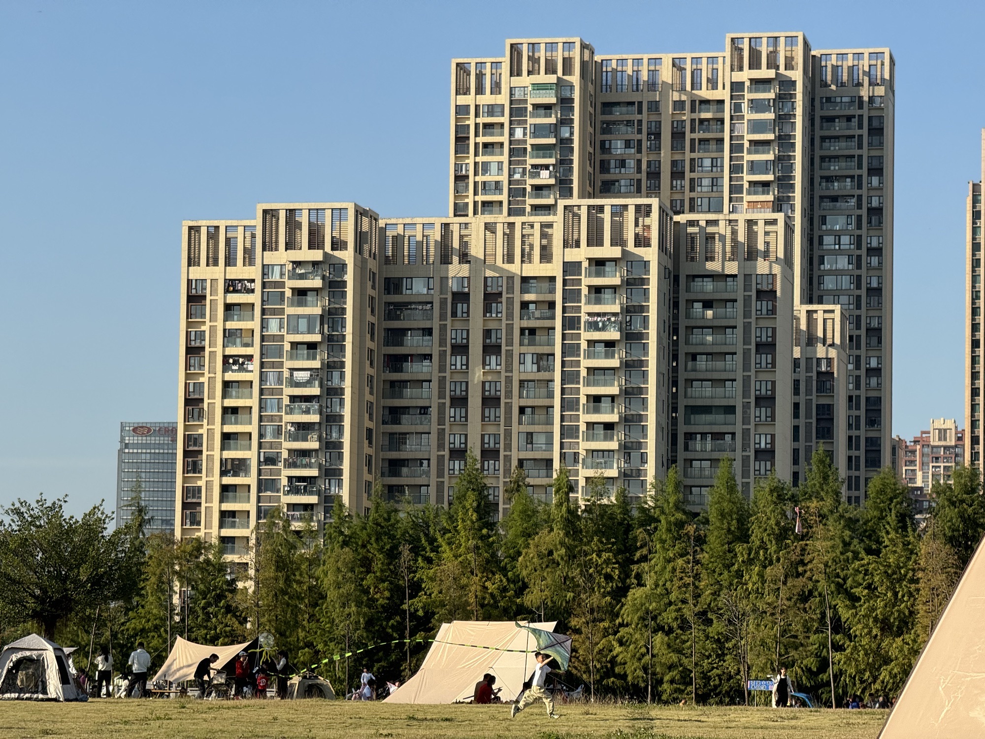 鹿江里都市营地