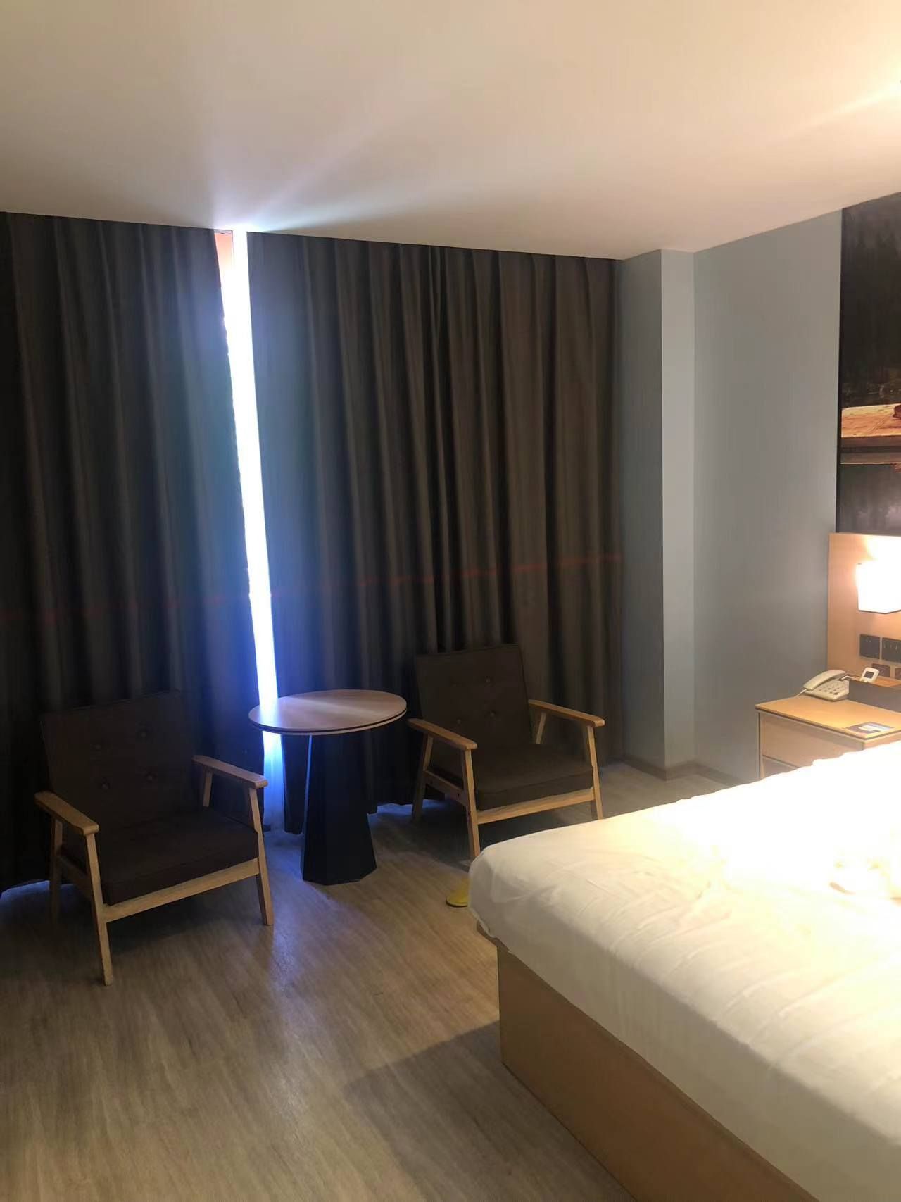 华逸连锁酒店