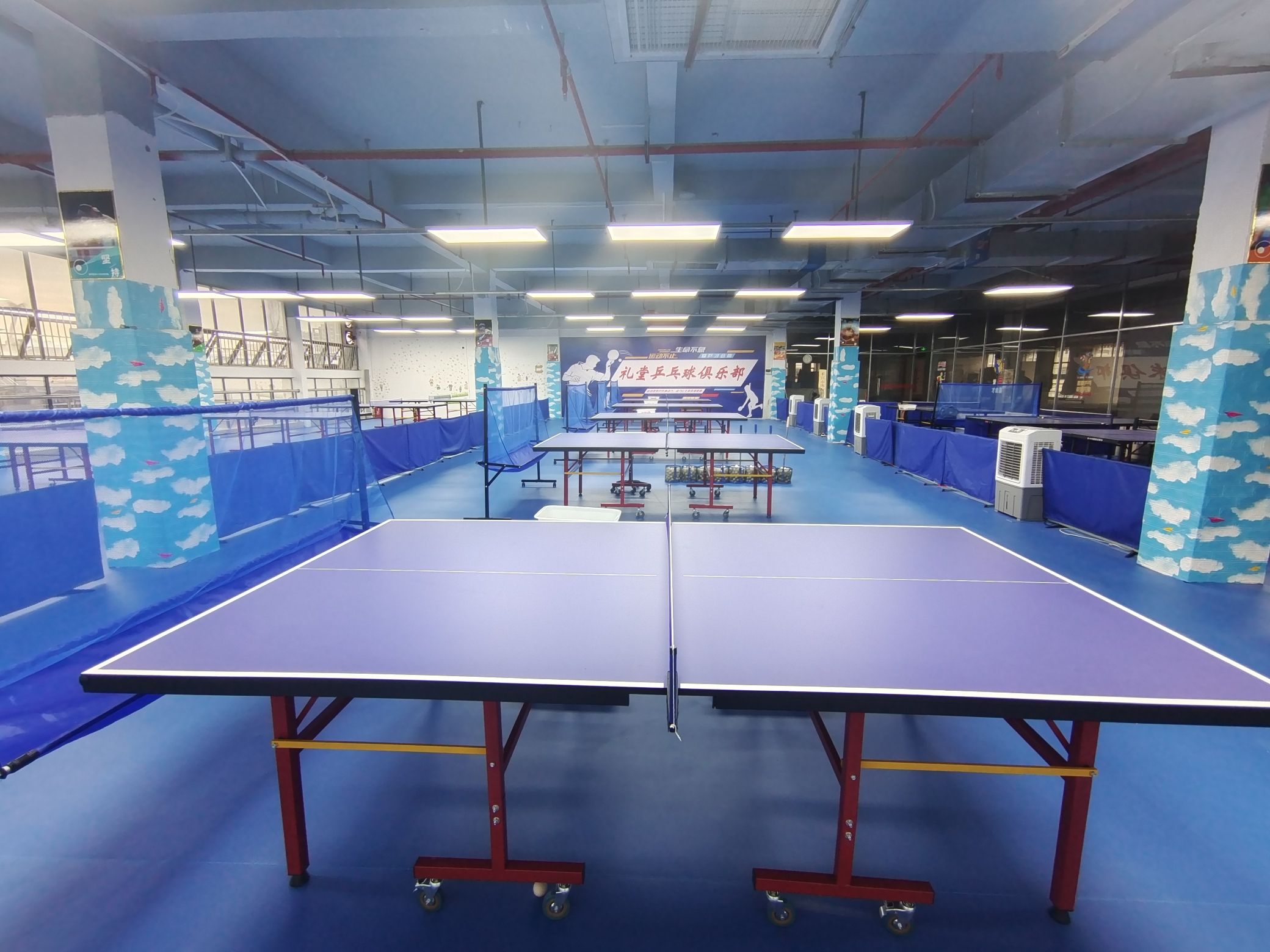 来宾市兴宾区礼堂乒乓球运动俱乐部