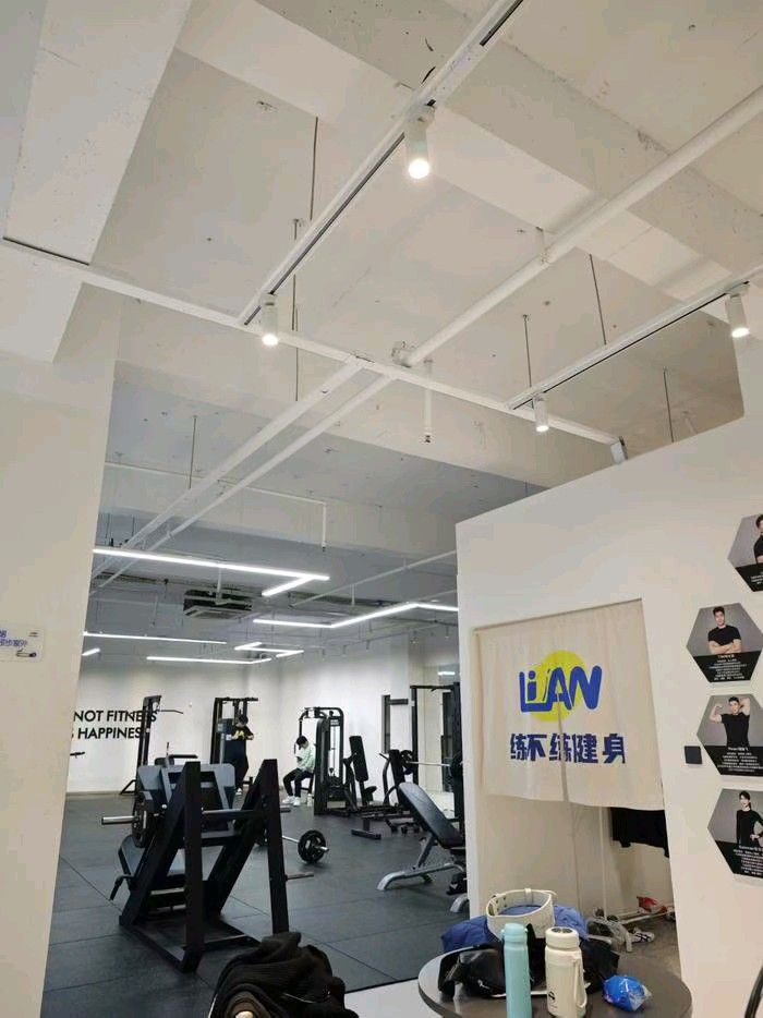 场地封面-练不练健身(龙泉保利店)