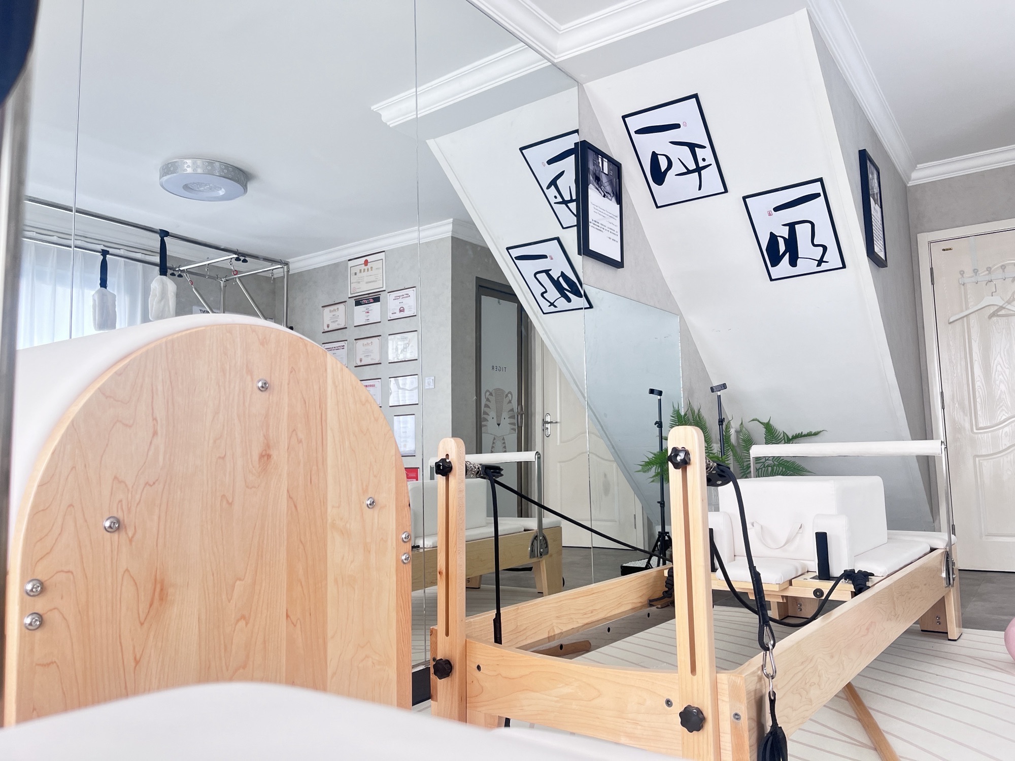 场地封面-六美·普拉提·产后·运动康复(汉口城市广场购物中心店)